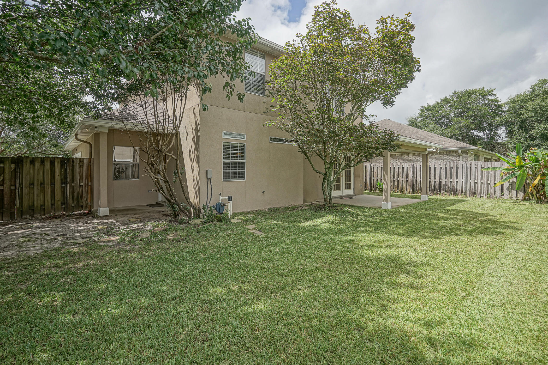 NORTH RIDGE CREEK S/D 1ST ADDN - Residential