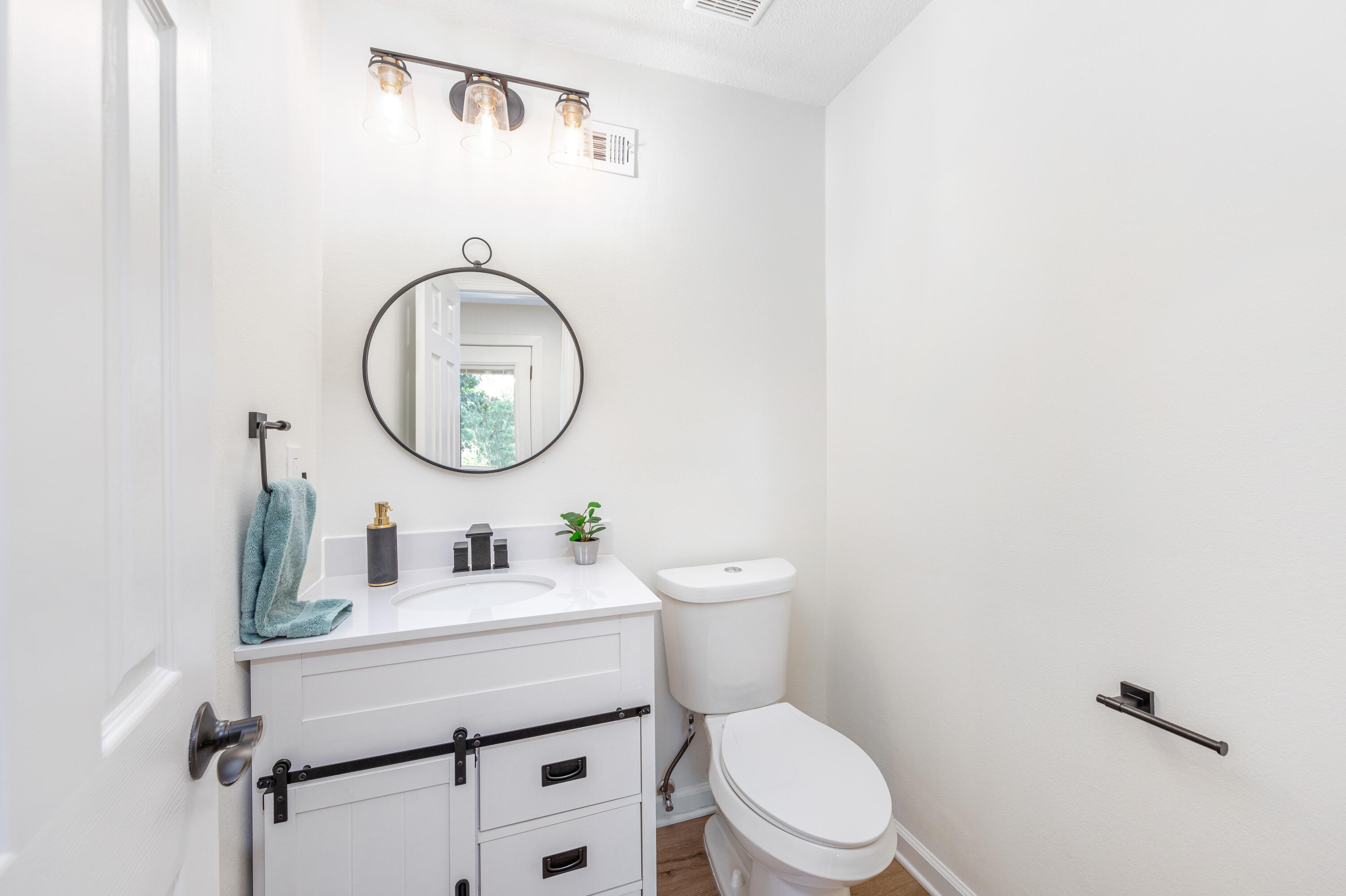 VESTA HEIGHTS 4TH ADDN - Residential