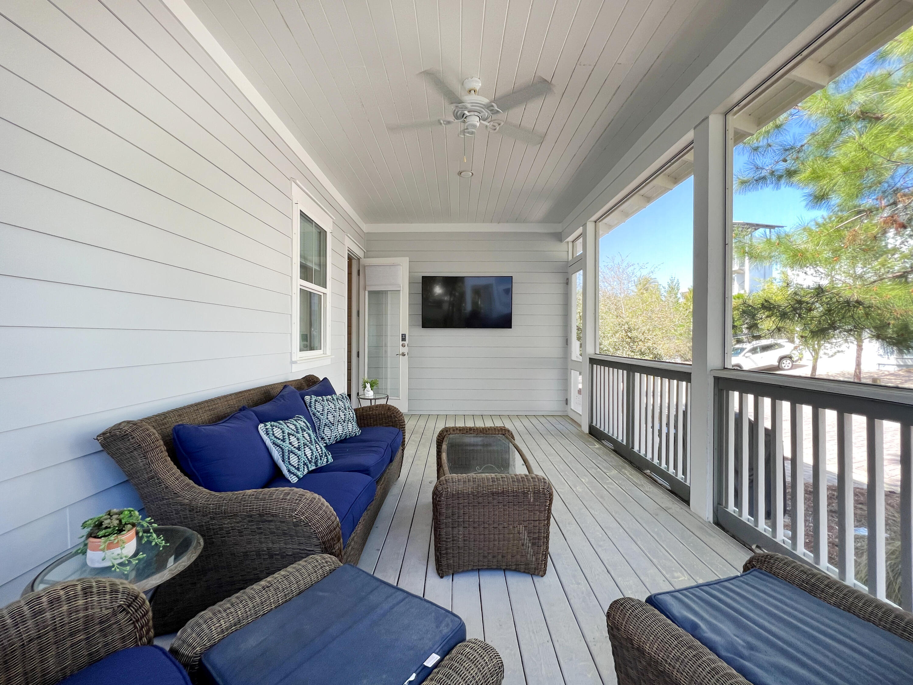 HIGHLAND PARKS - Residential