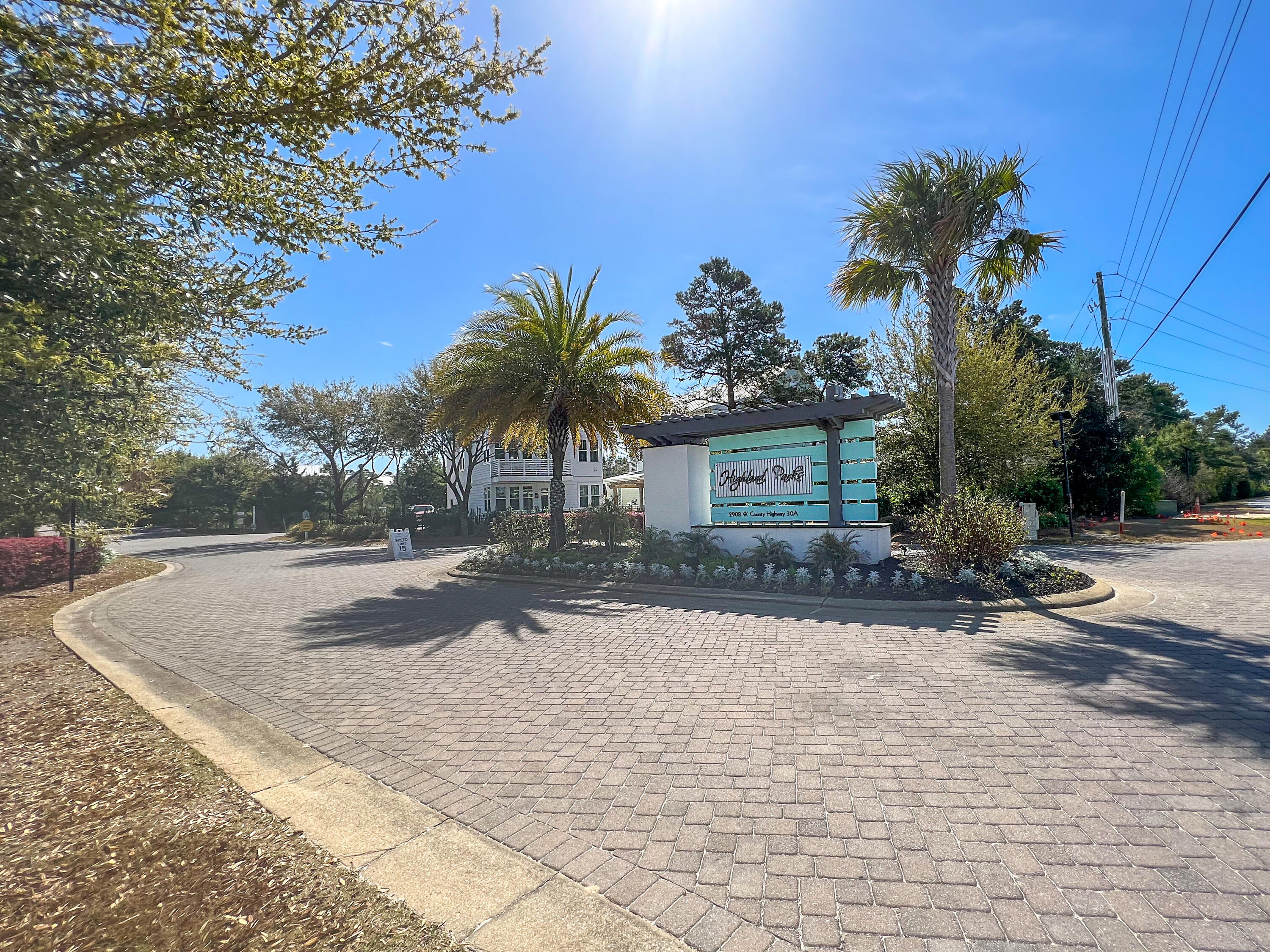 HIGHLAND PARKS - Residential