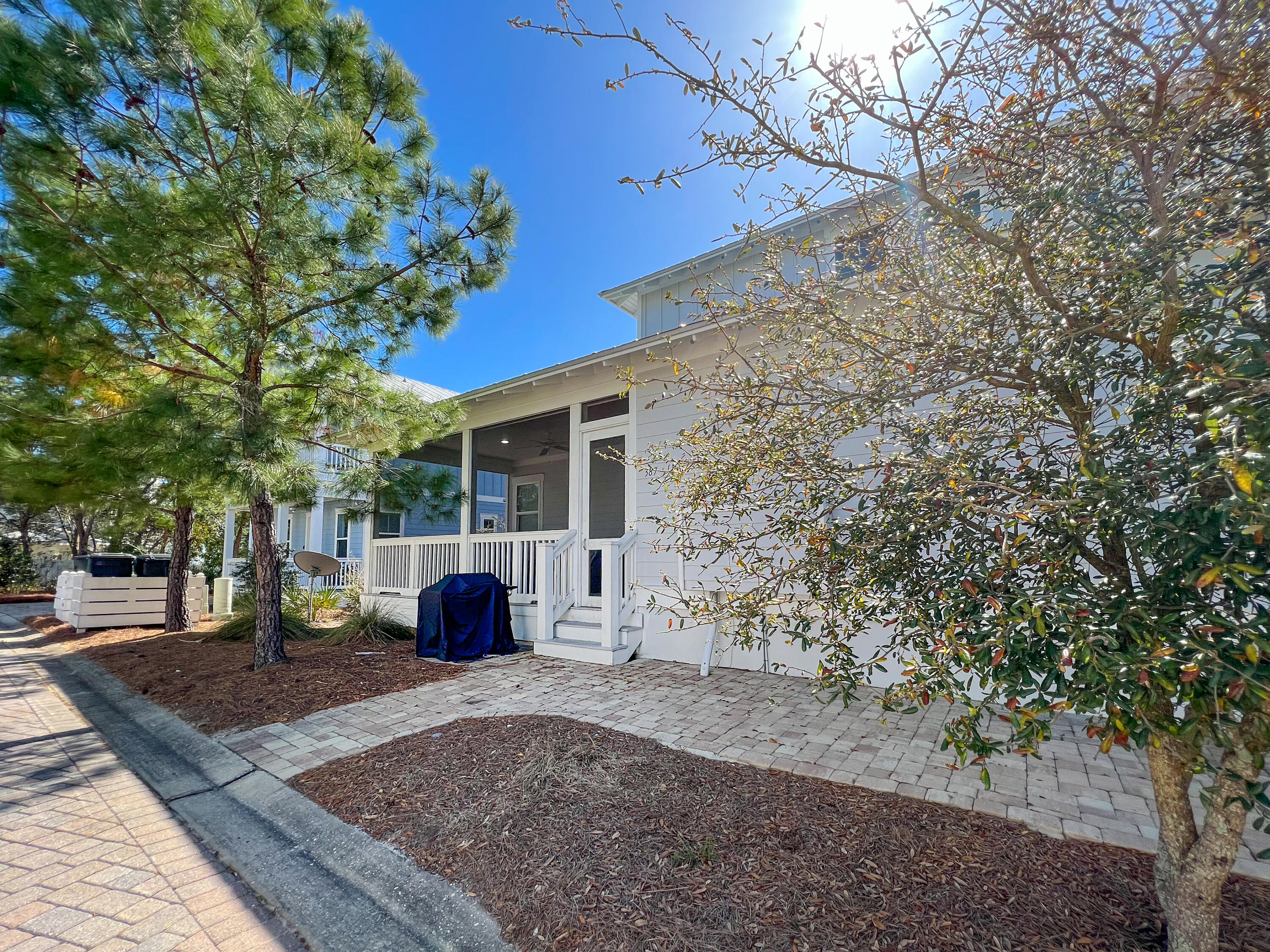 HIGHLAND PARKS - Residential
