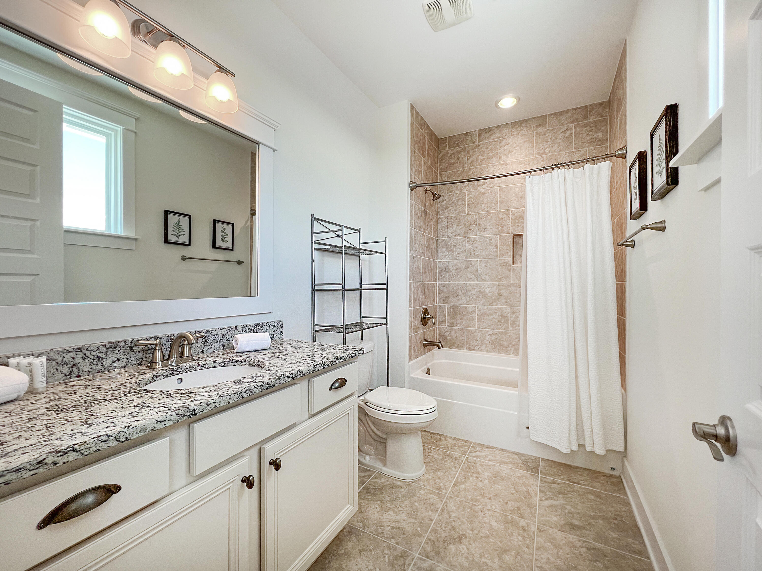 HIGHLAND PARKS - Residential