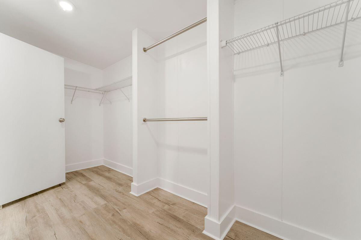 MALLARD CREEK UNREC - Residential