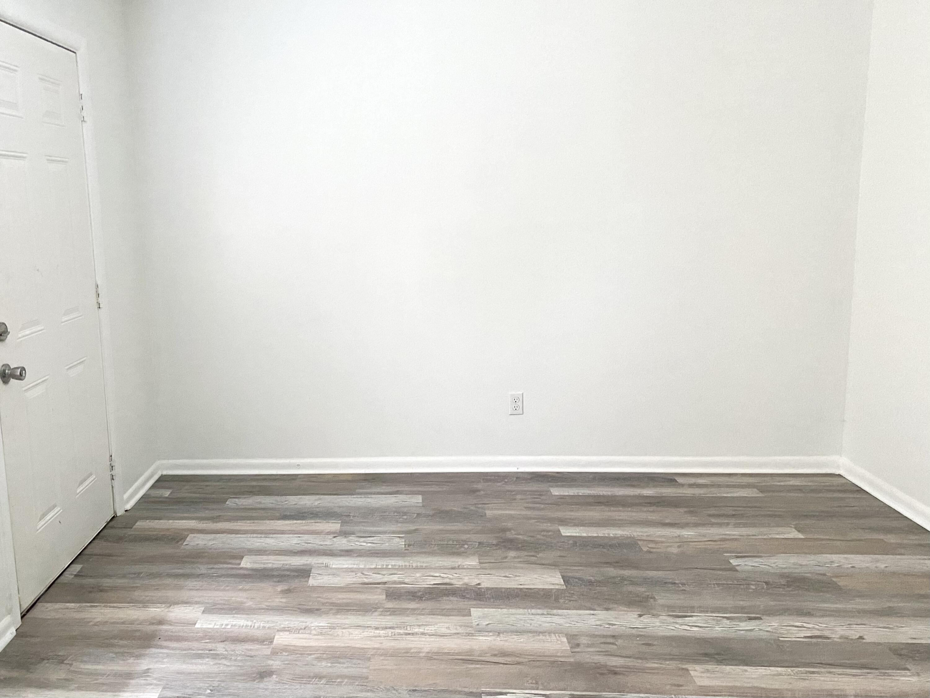 PORT DIXIE - Residential Lease