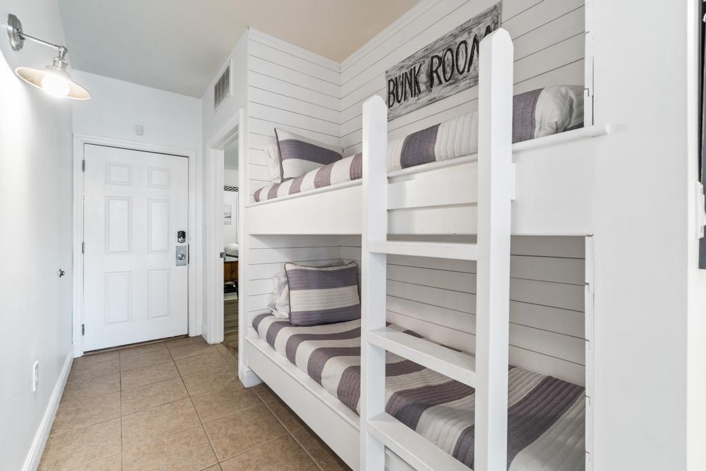 ARIEL DUNES II - Residential