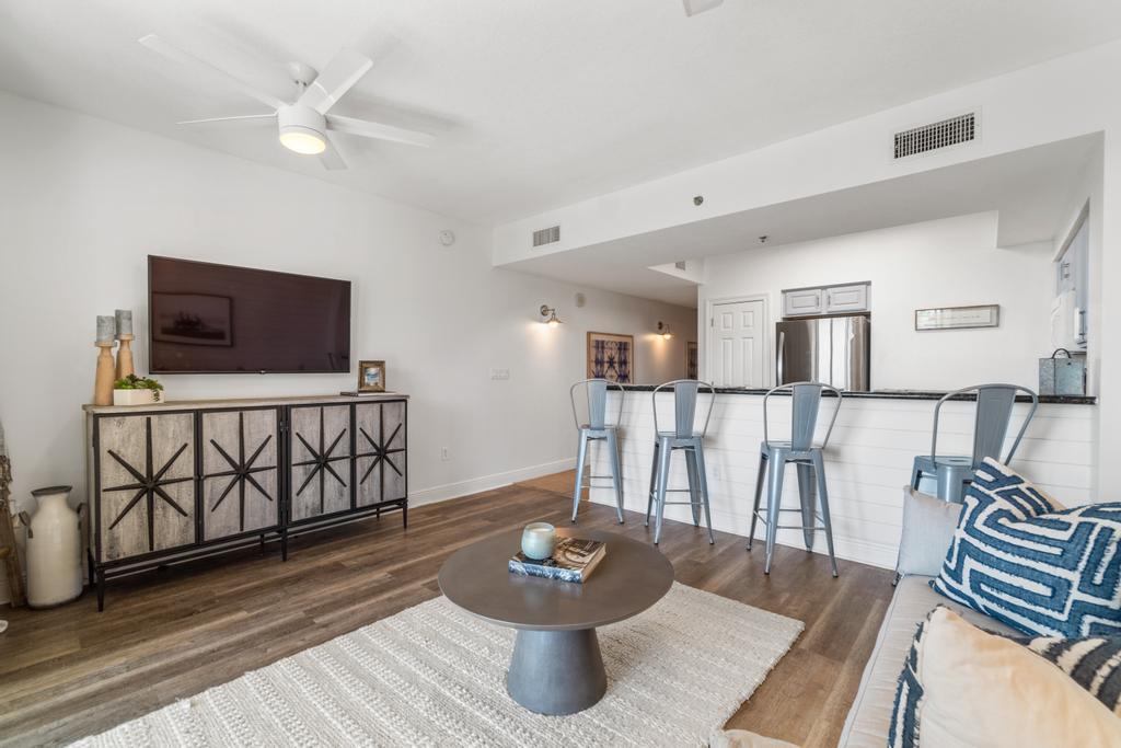 ARIEL DUNES II - Residential