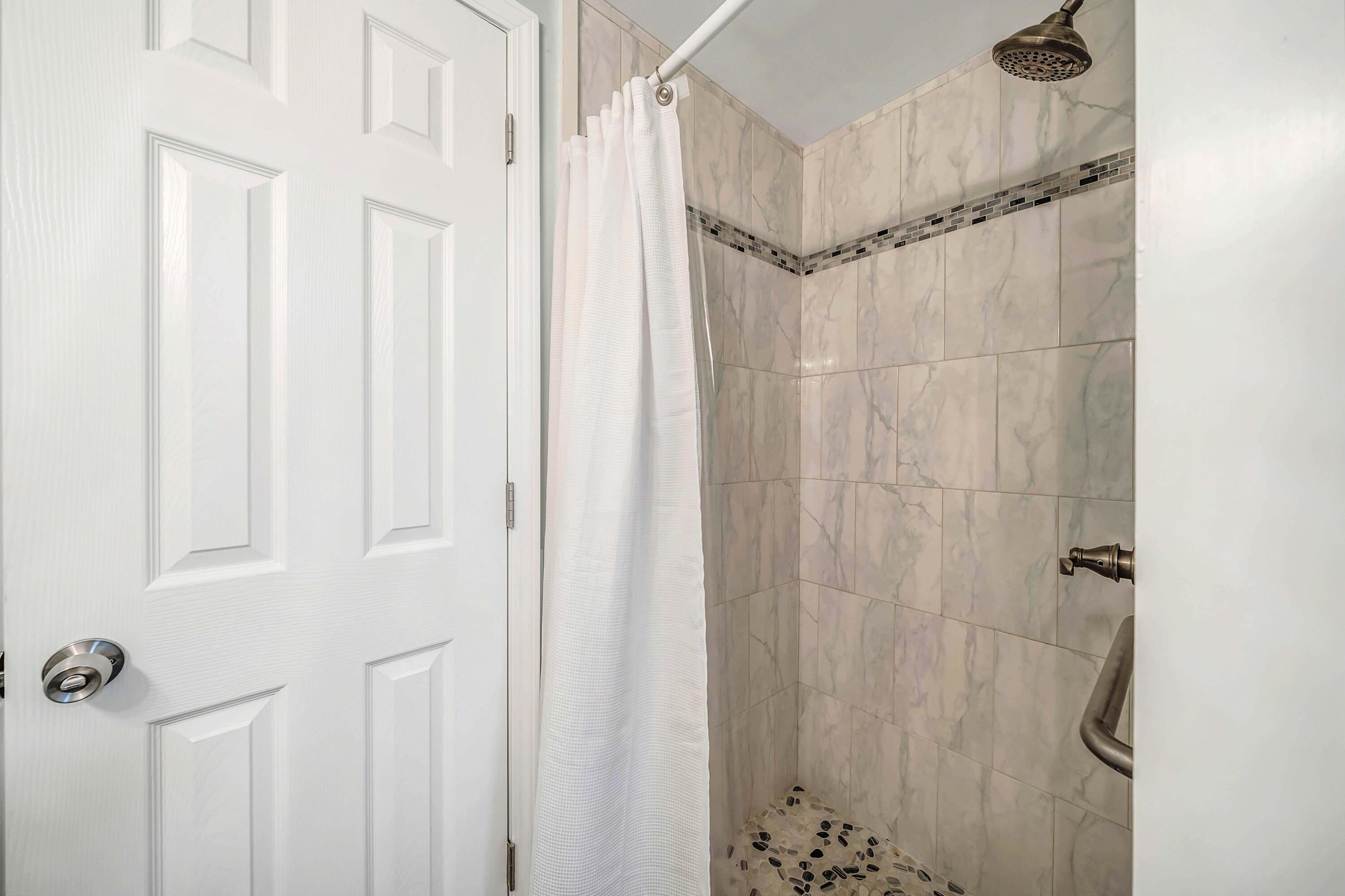 SUNNYSIDE BEACH & TENNIS CONDO - Residential