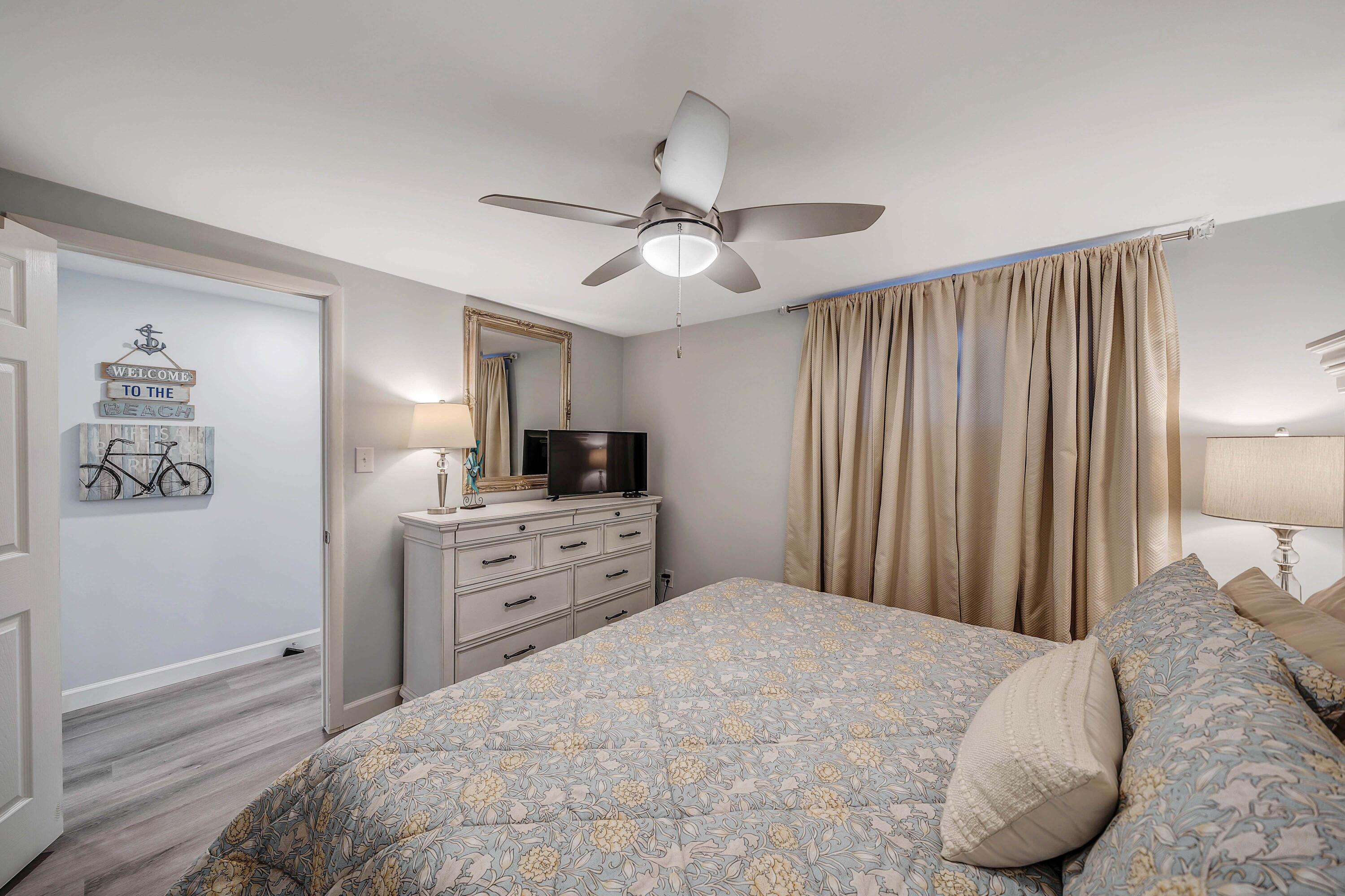 SUNNYSIDE BEACH & TENNIS CONDO - Residential