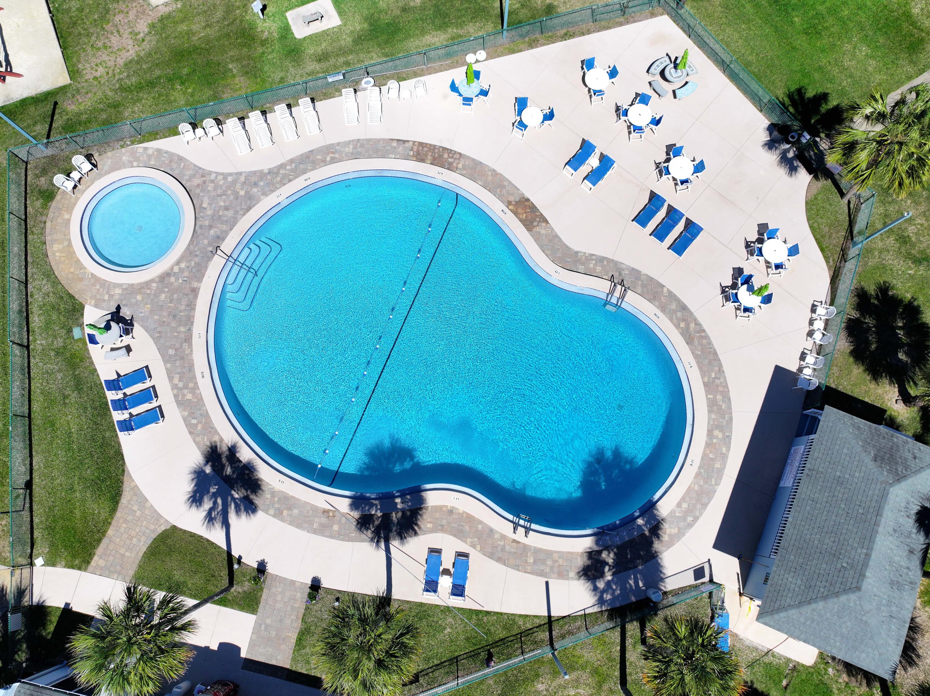 SUNNYSIDE BEACH & TENNIS CONDO - Residential