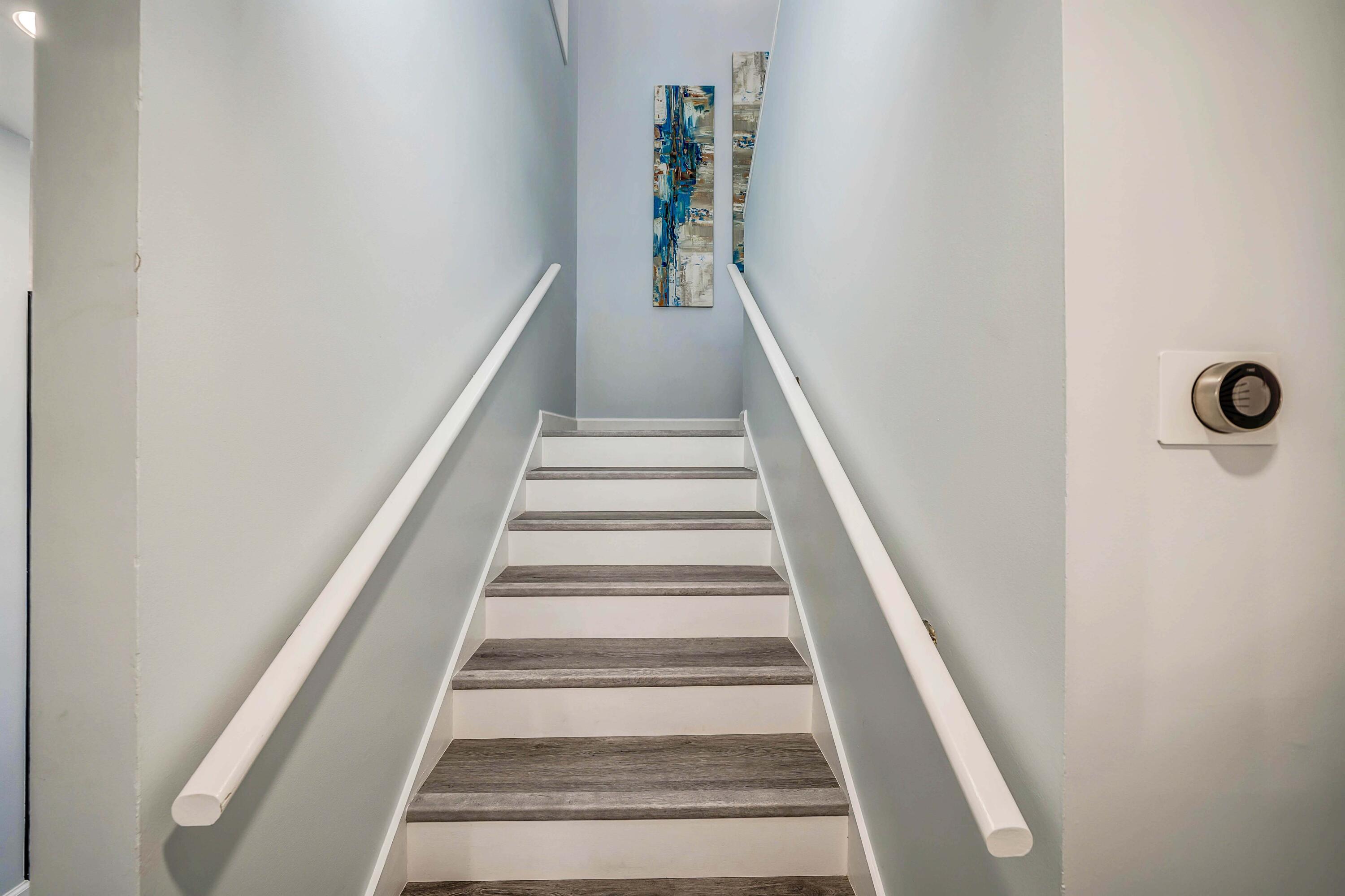 SUNNYSIDE BEACH & TENNIS CONDO - Residential