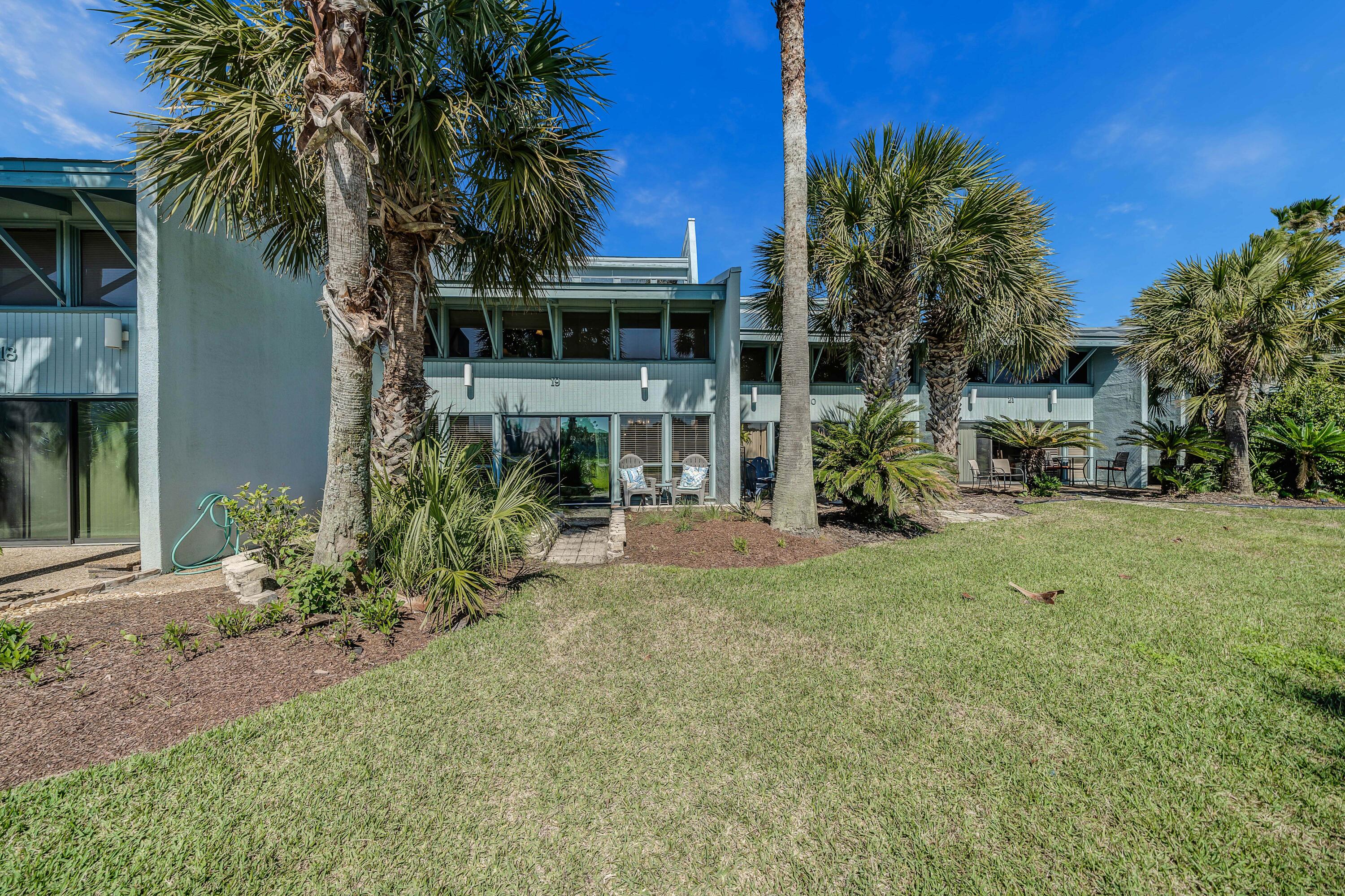 SUNNYSIDE BEACH & TENNIS CONDO - Residential