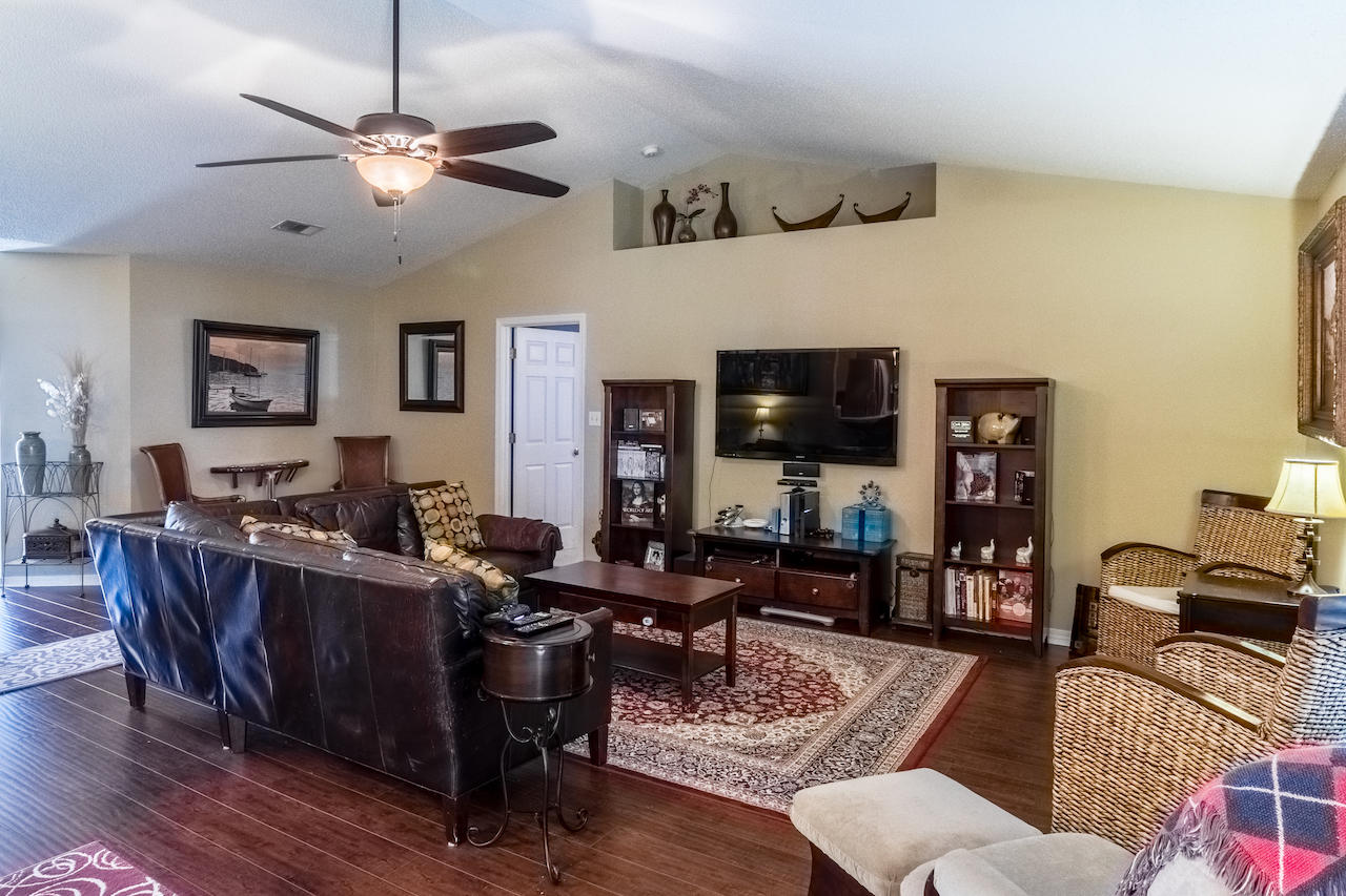 MACK BAYOU POINTE S/D - Residential