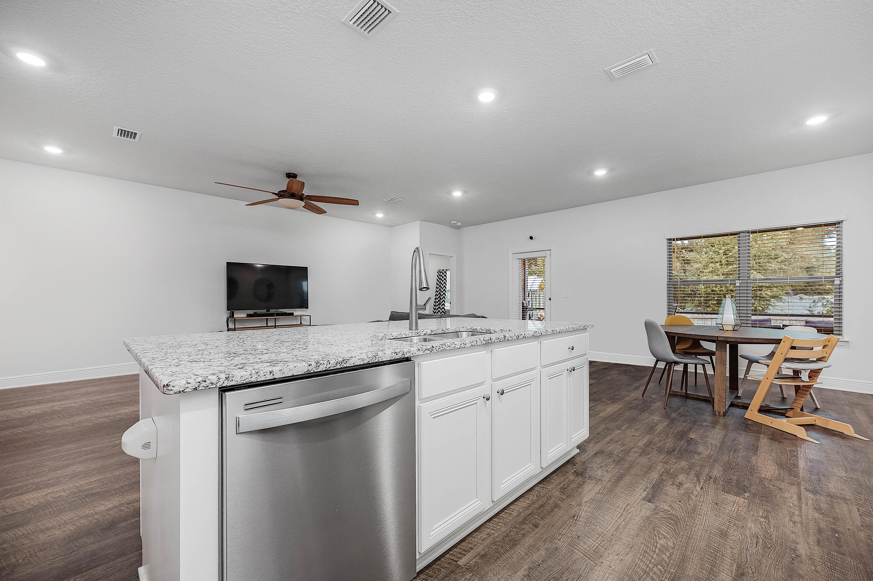 NONESUCH WAY - Residential