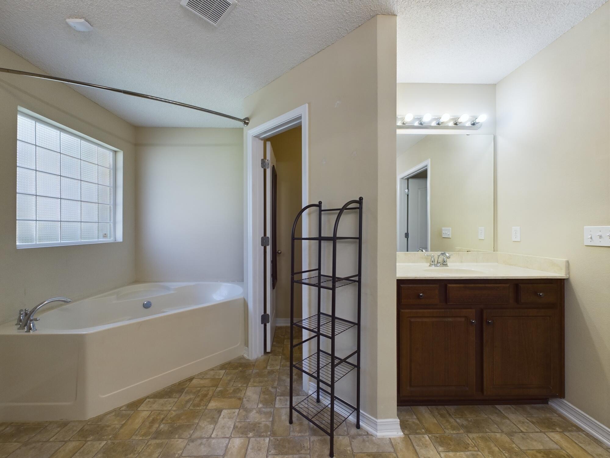 BROOKE ESTATES PH II - Residential