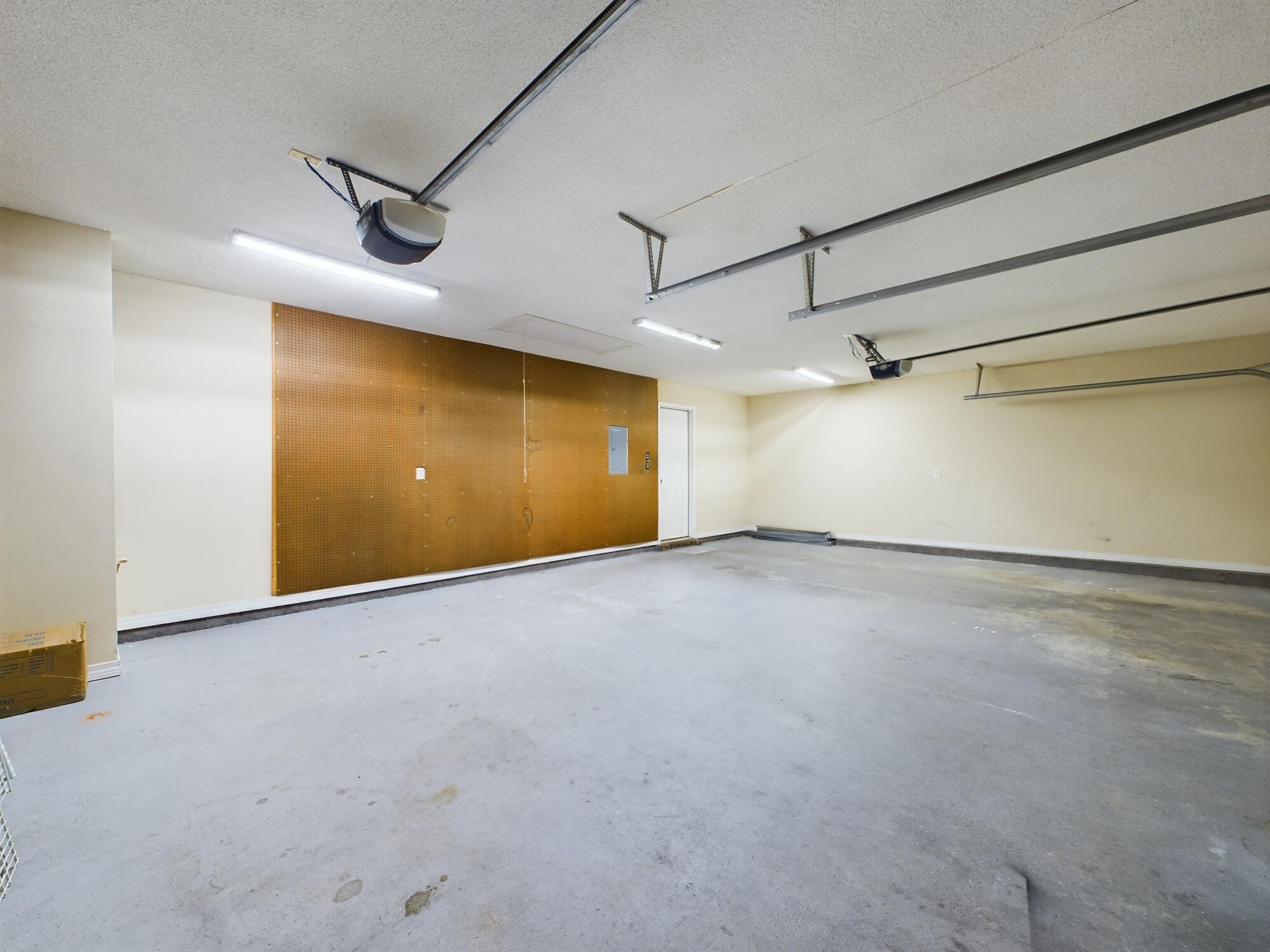 BROOKE ESTATES PH II - Residential