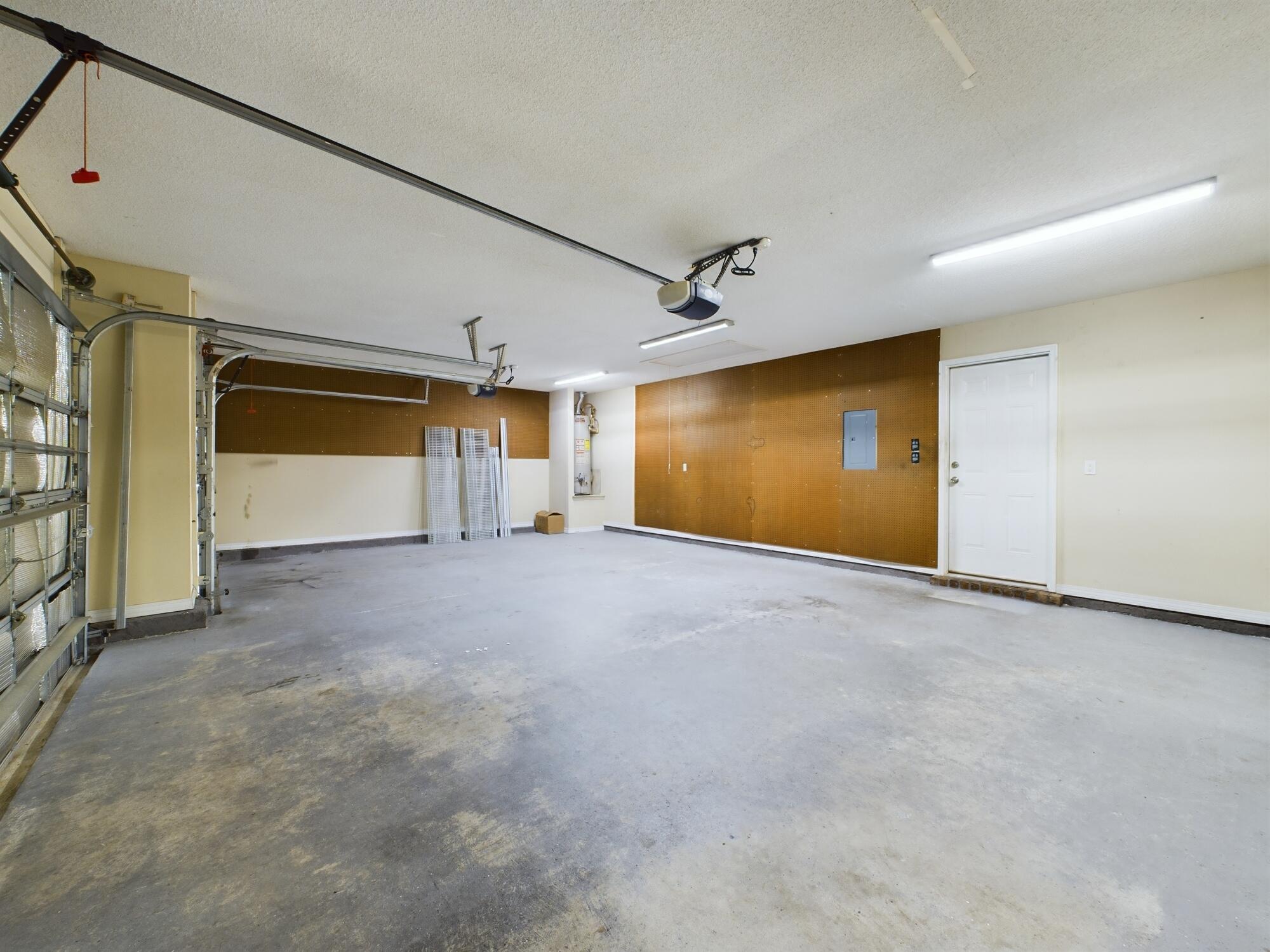 BROOKE ESTATES PH II - Residential