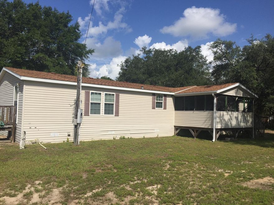 SELLER FINANCING AVAILABLE......AS LOW AS 5% DOWN WITH NO PMI. Very Specious home located on the West side of Freeport.