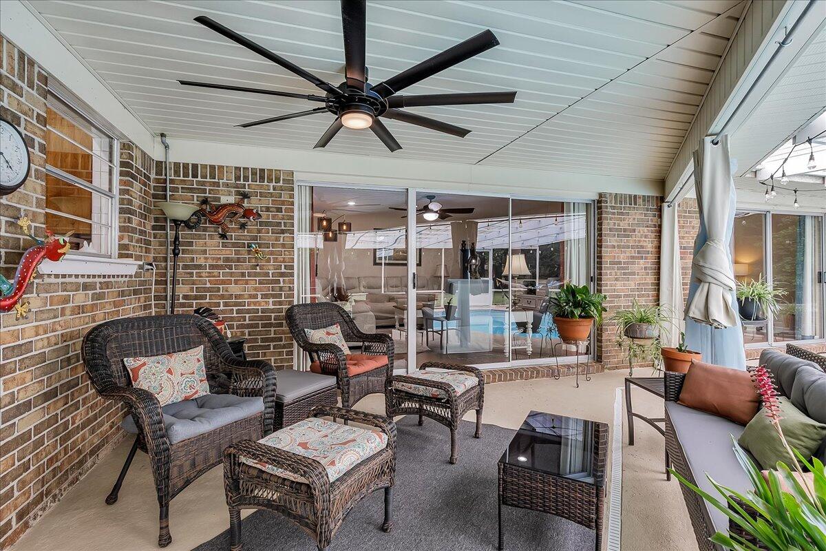 LONGWOOD S/D 2ND ADDN - Residential