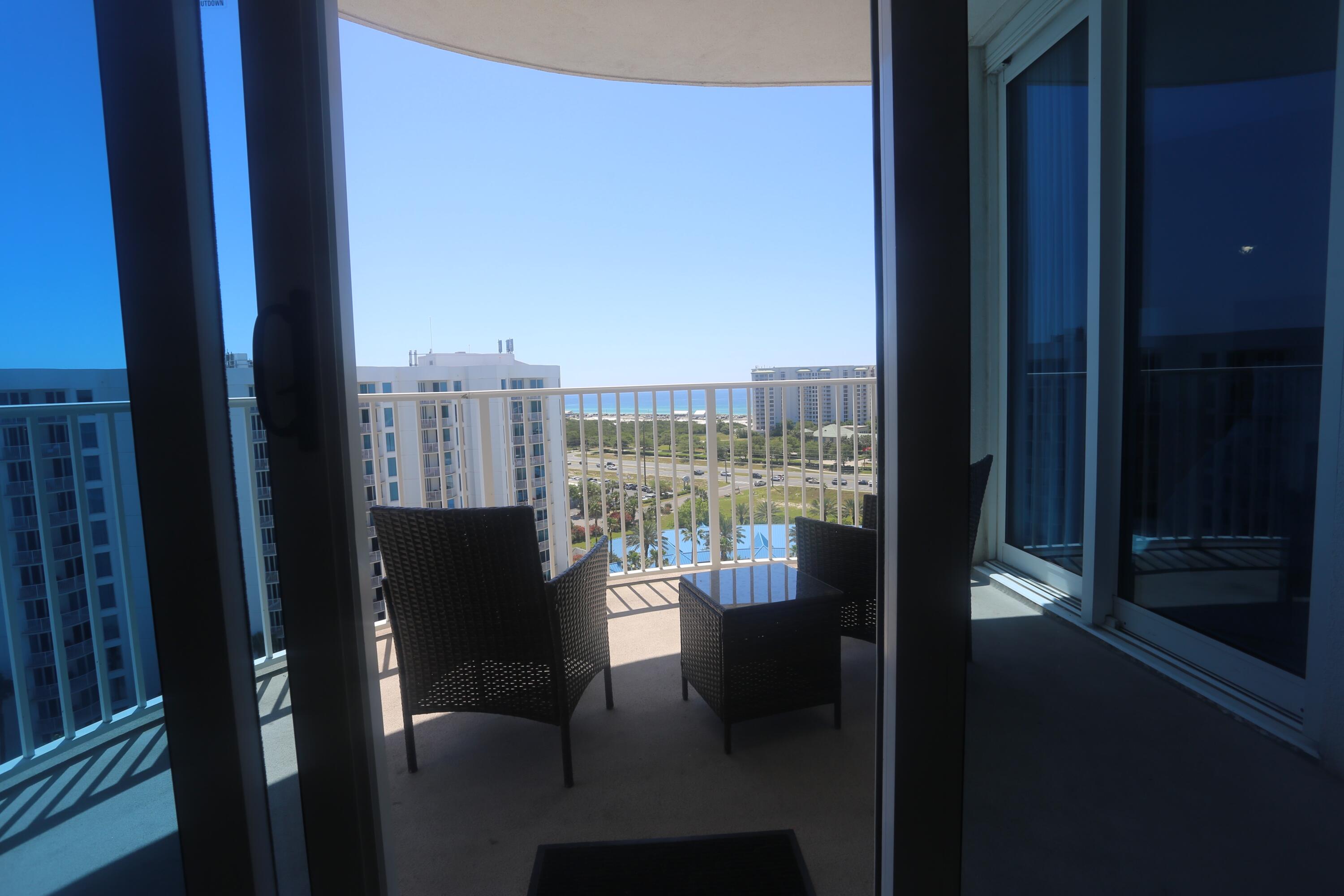 THE PALMS OF DESTIN - Residential