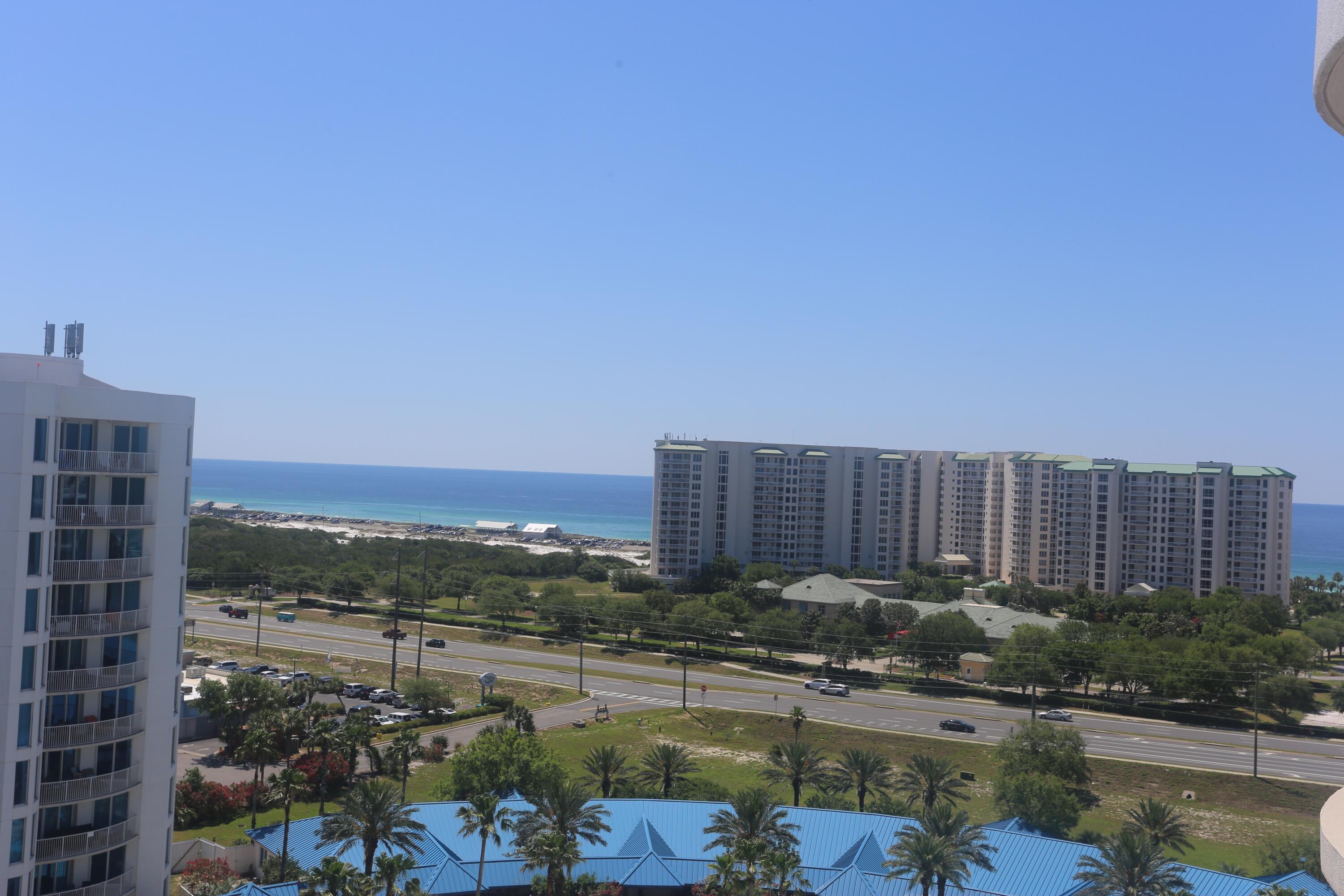 THE PALMS OF DESTIN - Residential