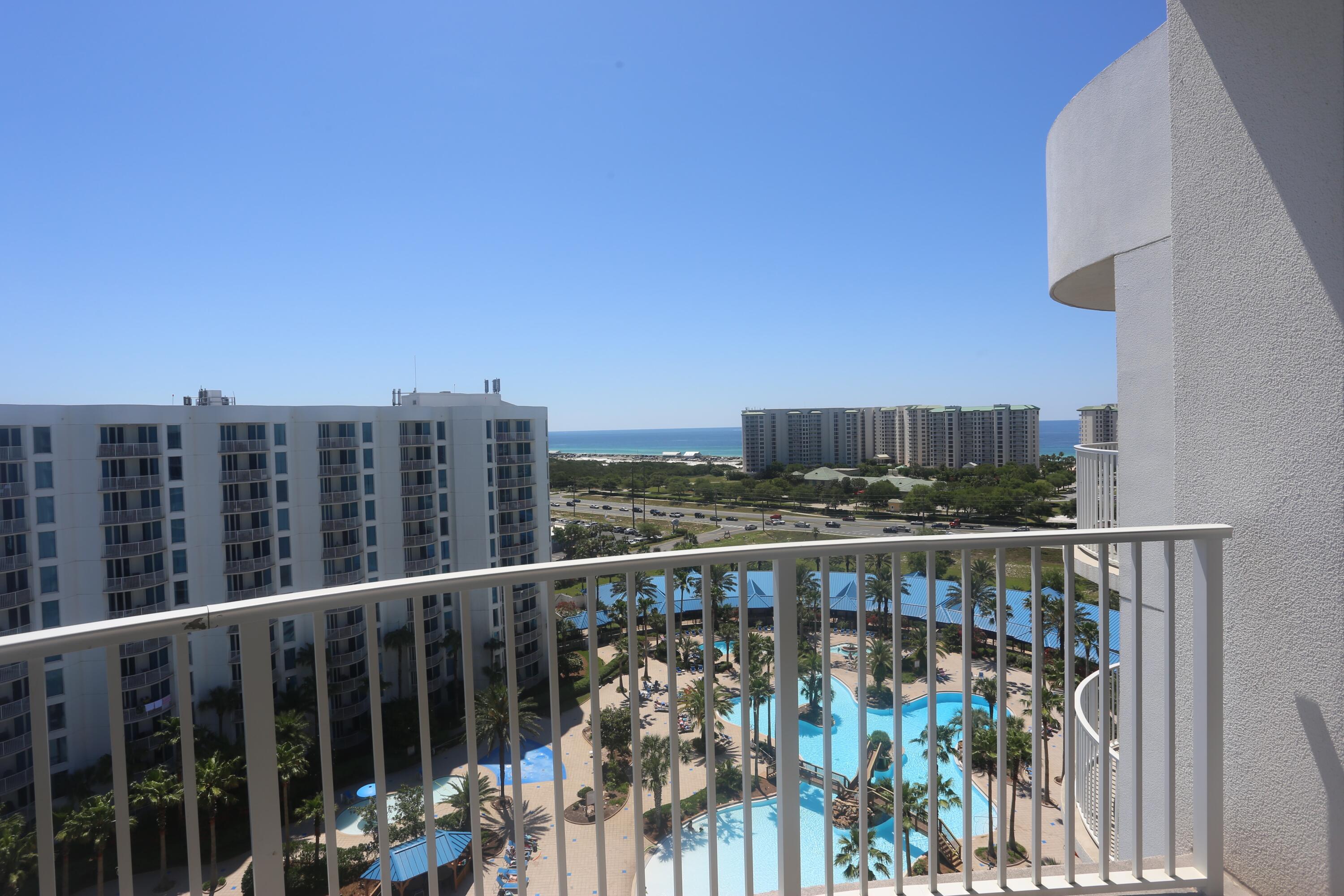 THE PALMS OF DESTIN - Residential
