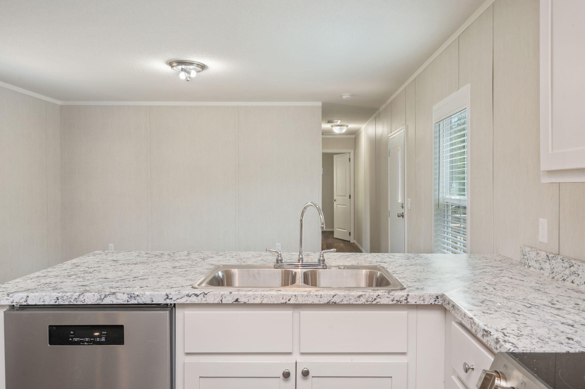 OAKWOOD HILLS UNIT 1 - Residential Lease