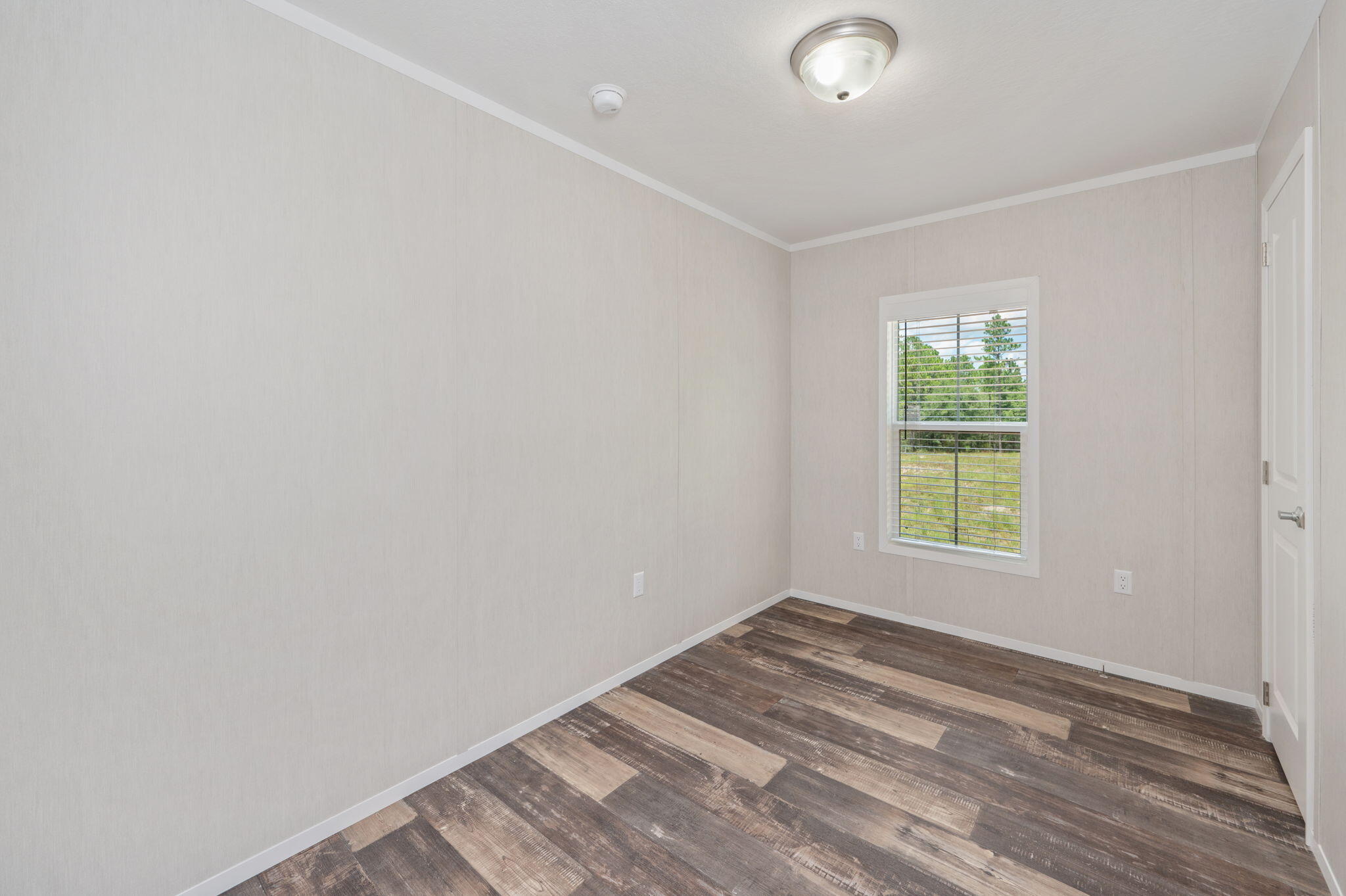OAKWOOD HILLS UNIT 1 - Residential Lease