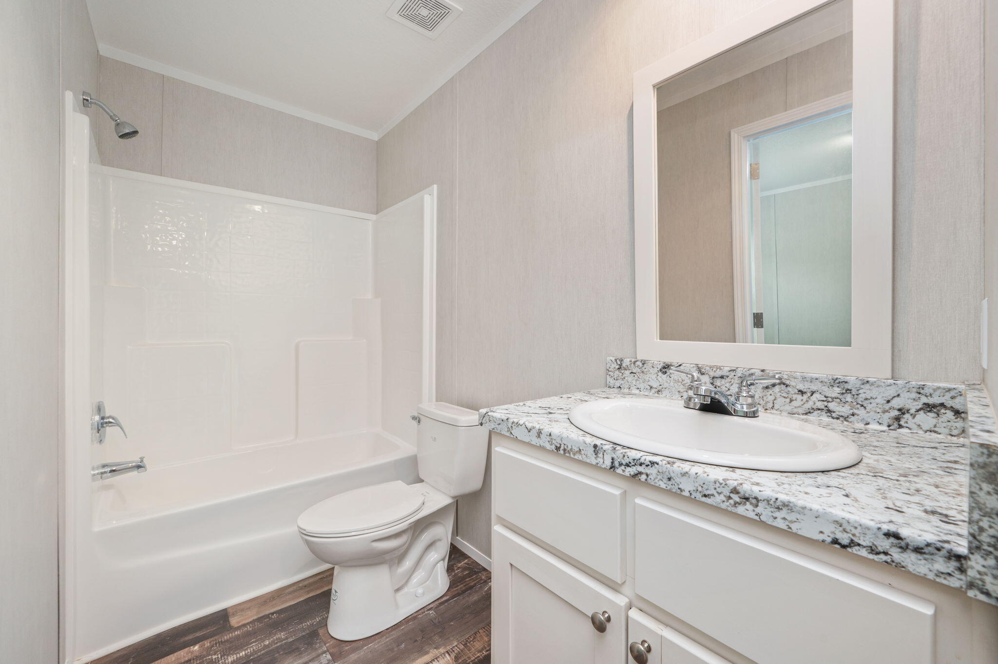 OAKWOOD HILLS UNIT 1 - Residential Lease