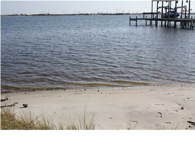 SPARKLING WATERS - Land