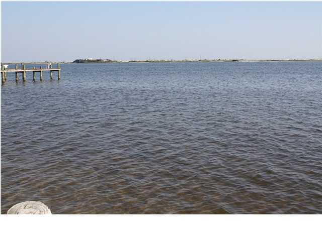 SPARKLING WATERS - Land