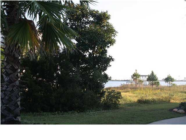 SPARKLING WATERS - Land