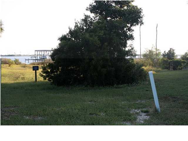 SPARKLING WATERS - Land