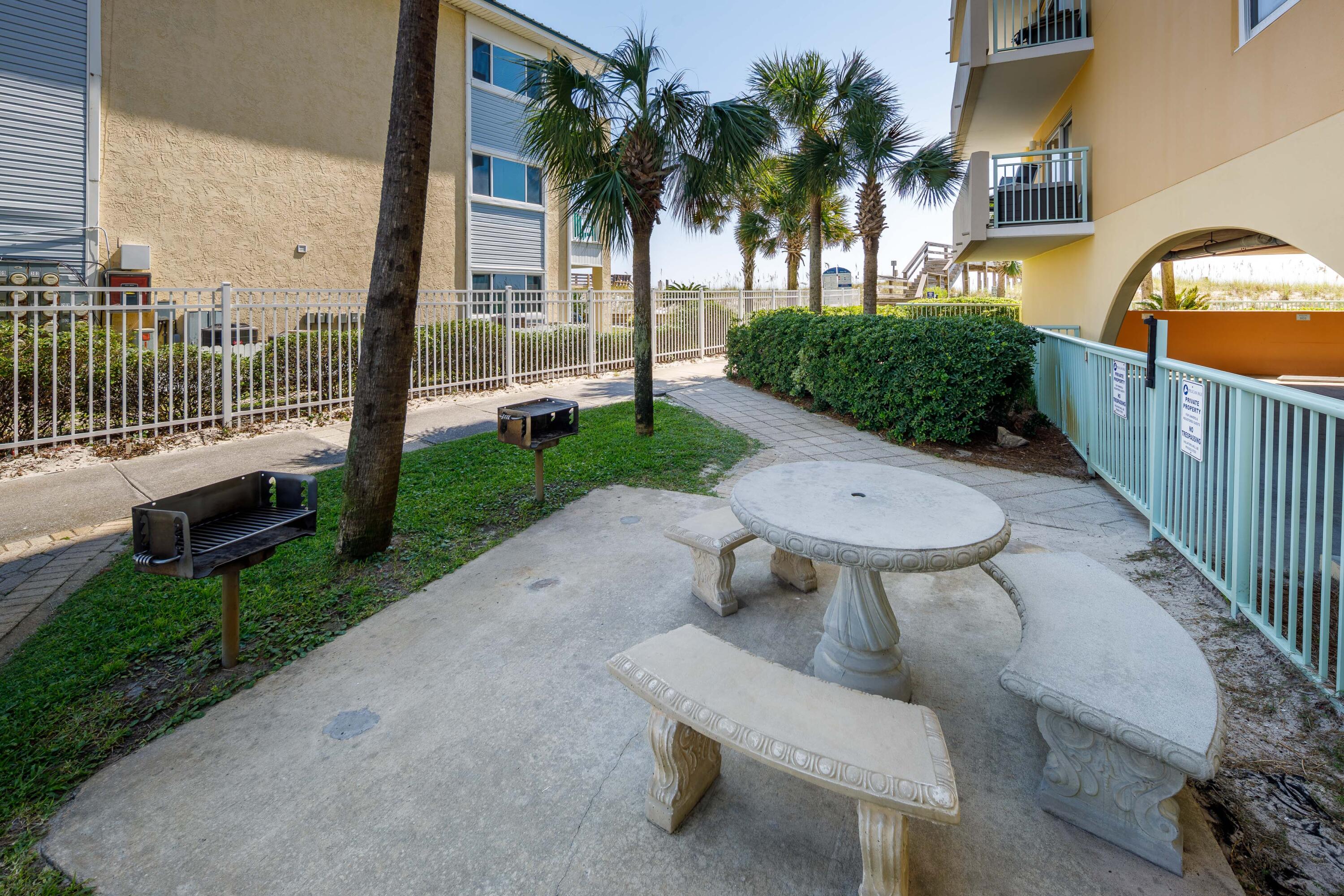 PELICAN ISLE - Residential
