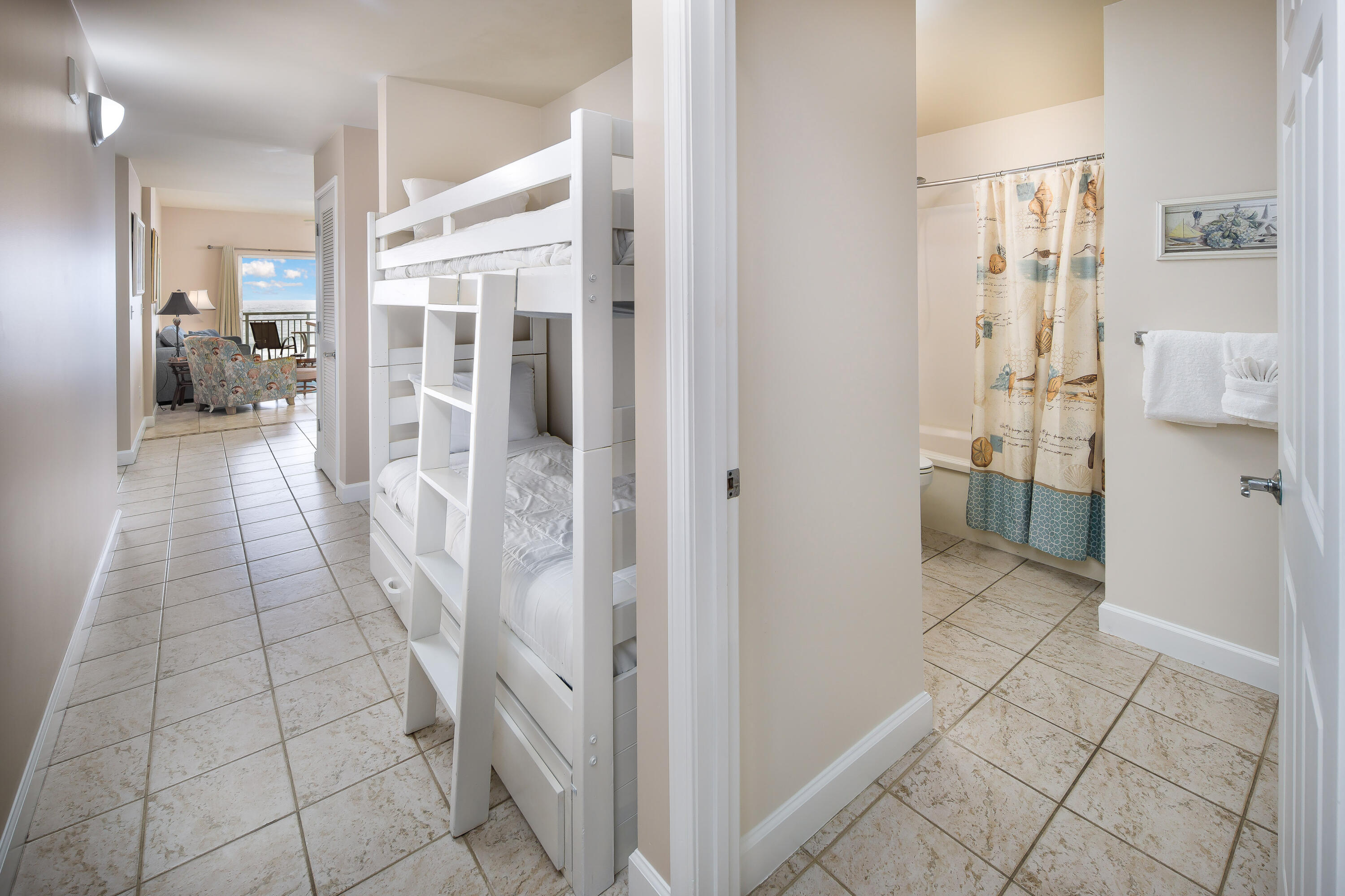 PELICAN ISLE - Residential