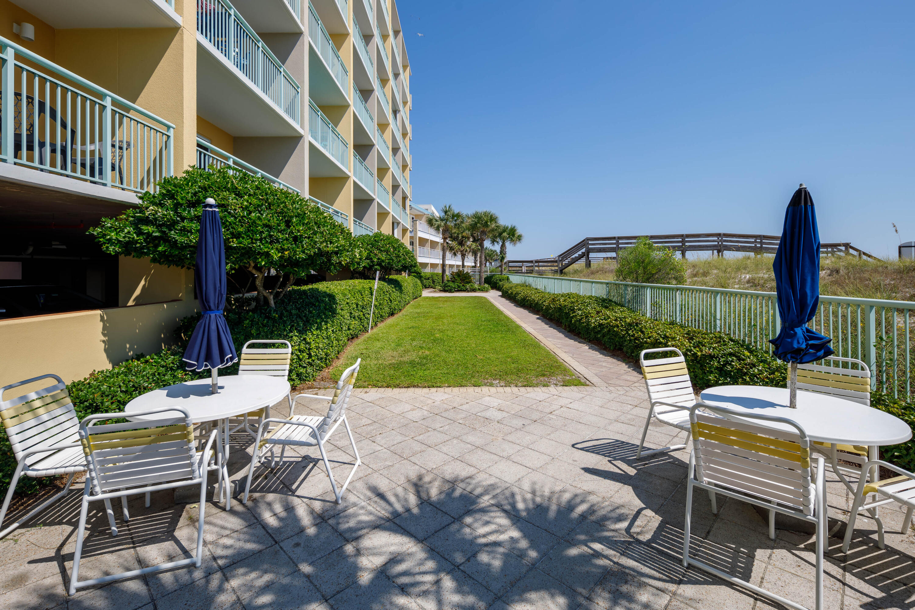 PELICAN ISLE - Residential