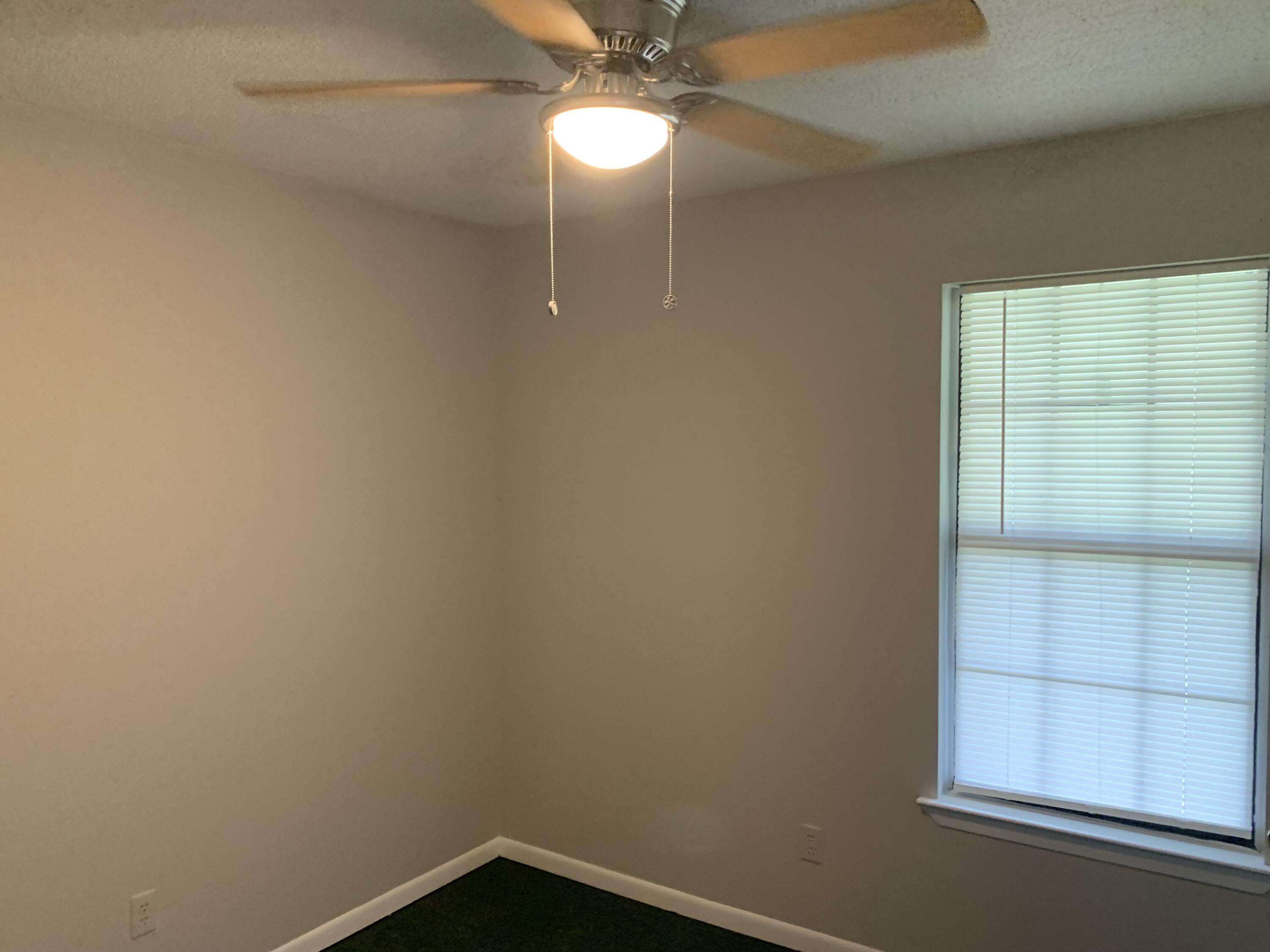 METES & BOUNDS - Residential Lease