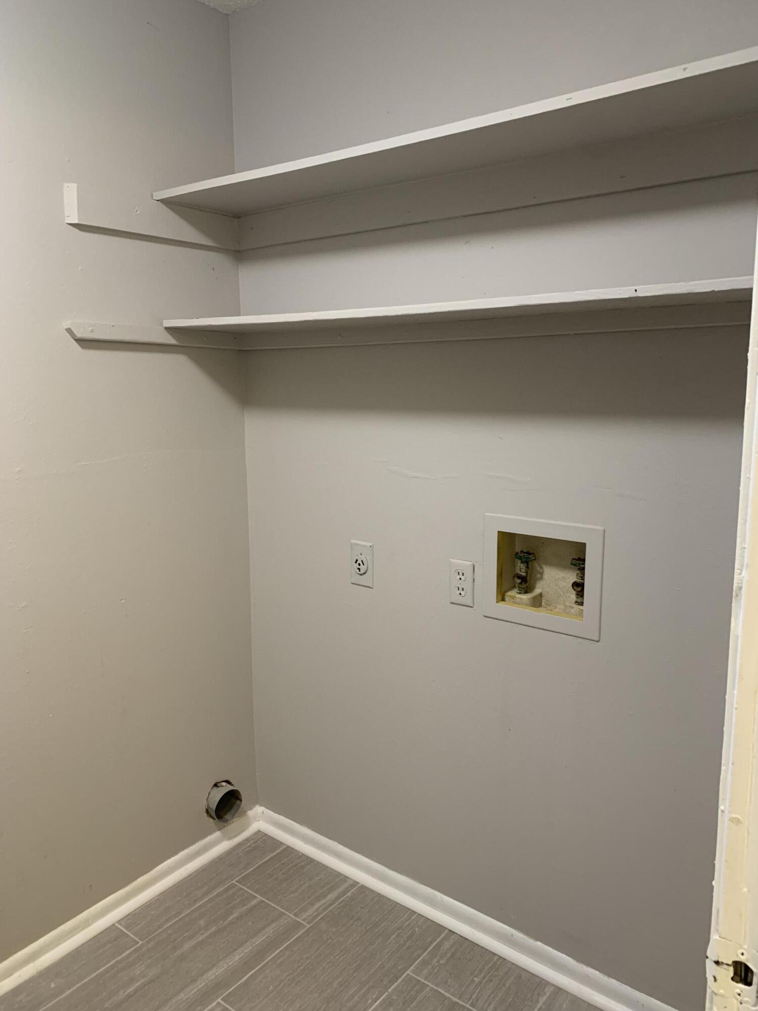 METES & BOUNDS - Residential Lease