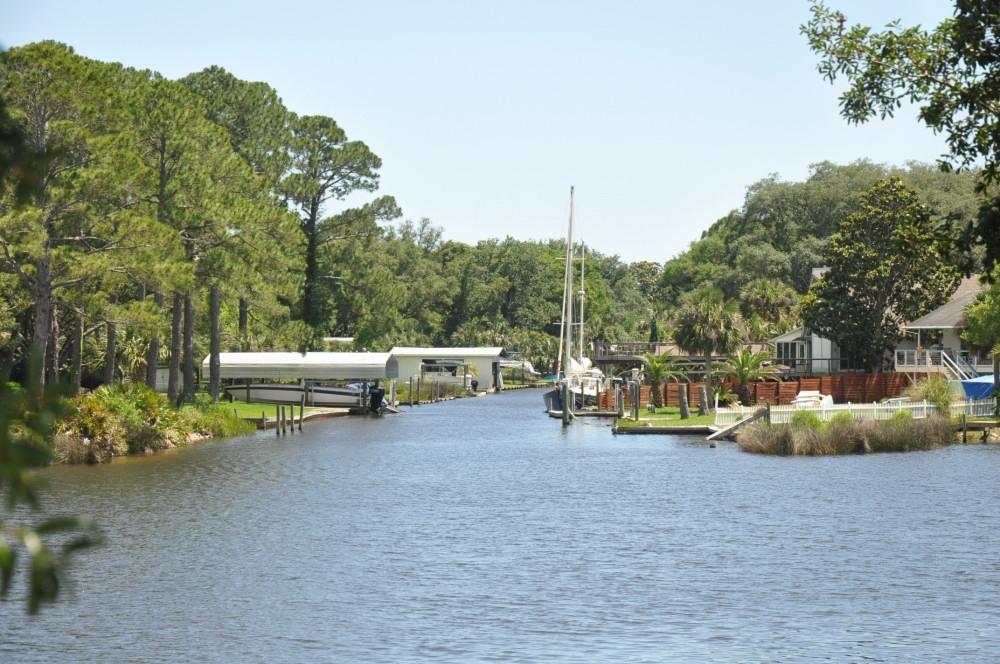 ELLIOTTS POINT 12TH ADDN - Residential