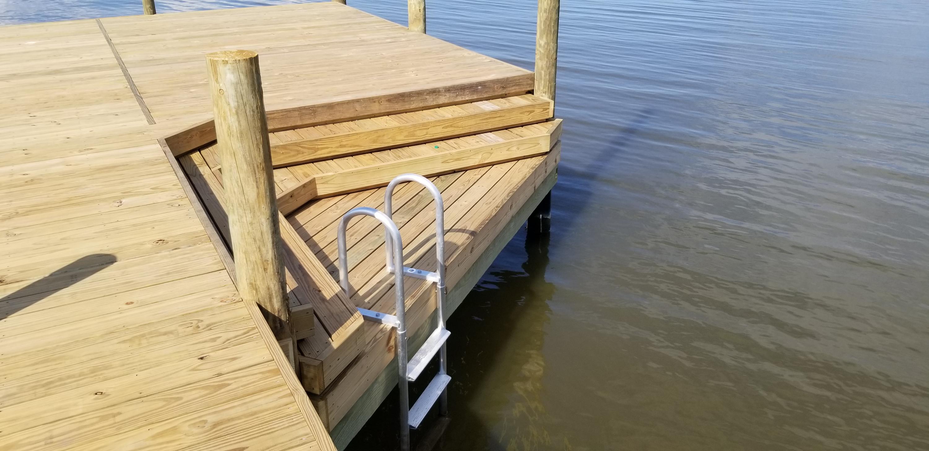 SECLUSION BAY - Residential