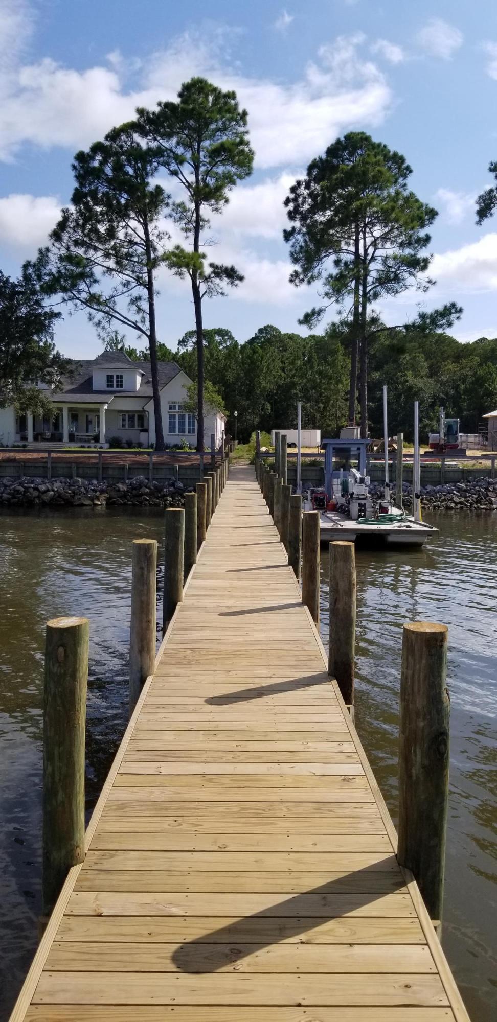 SECLUSION BAY - Residential