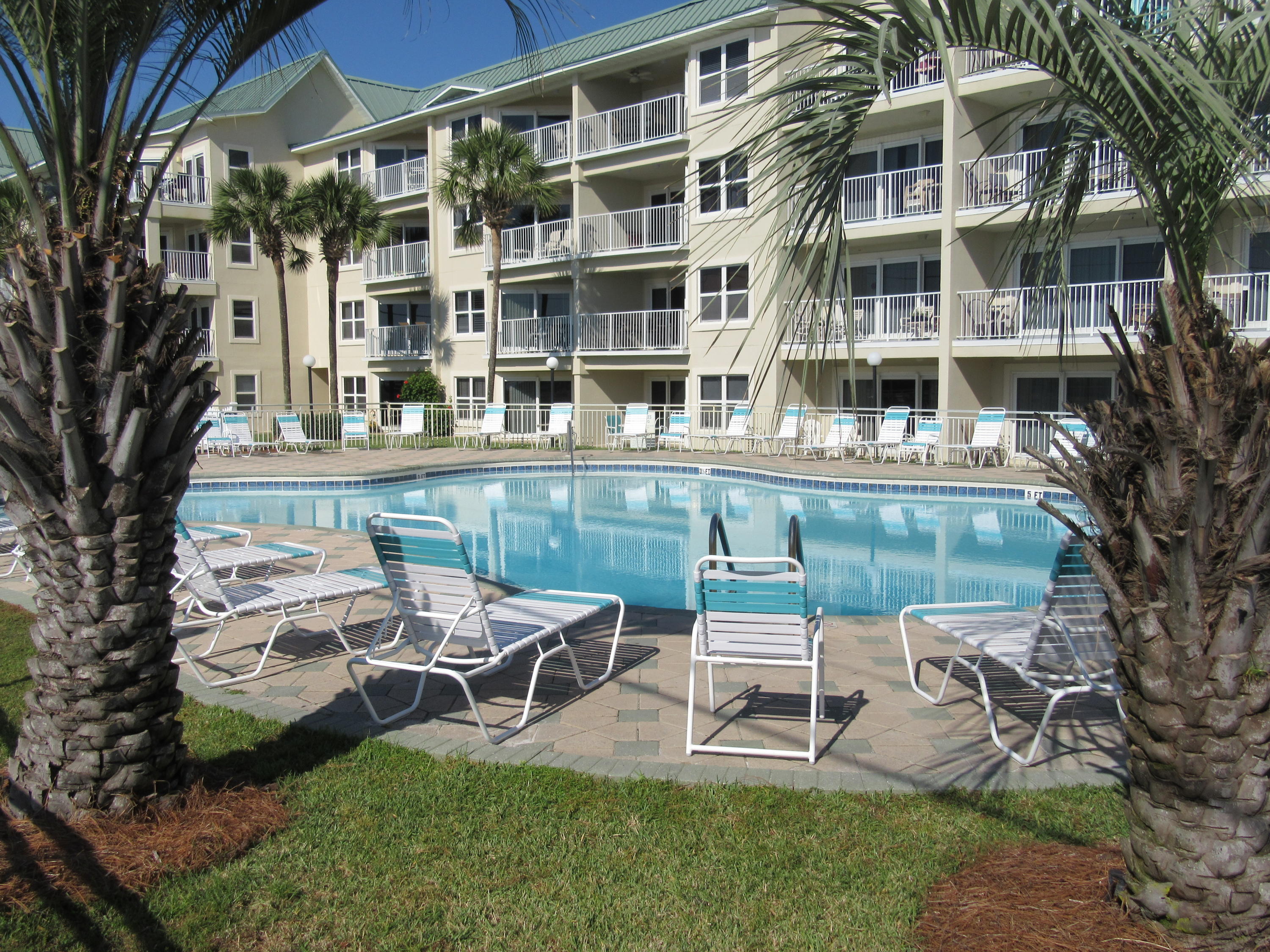 MARAVILLA CONDO 3 - Residential