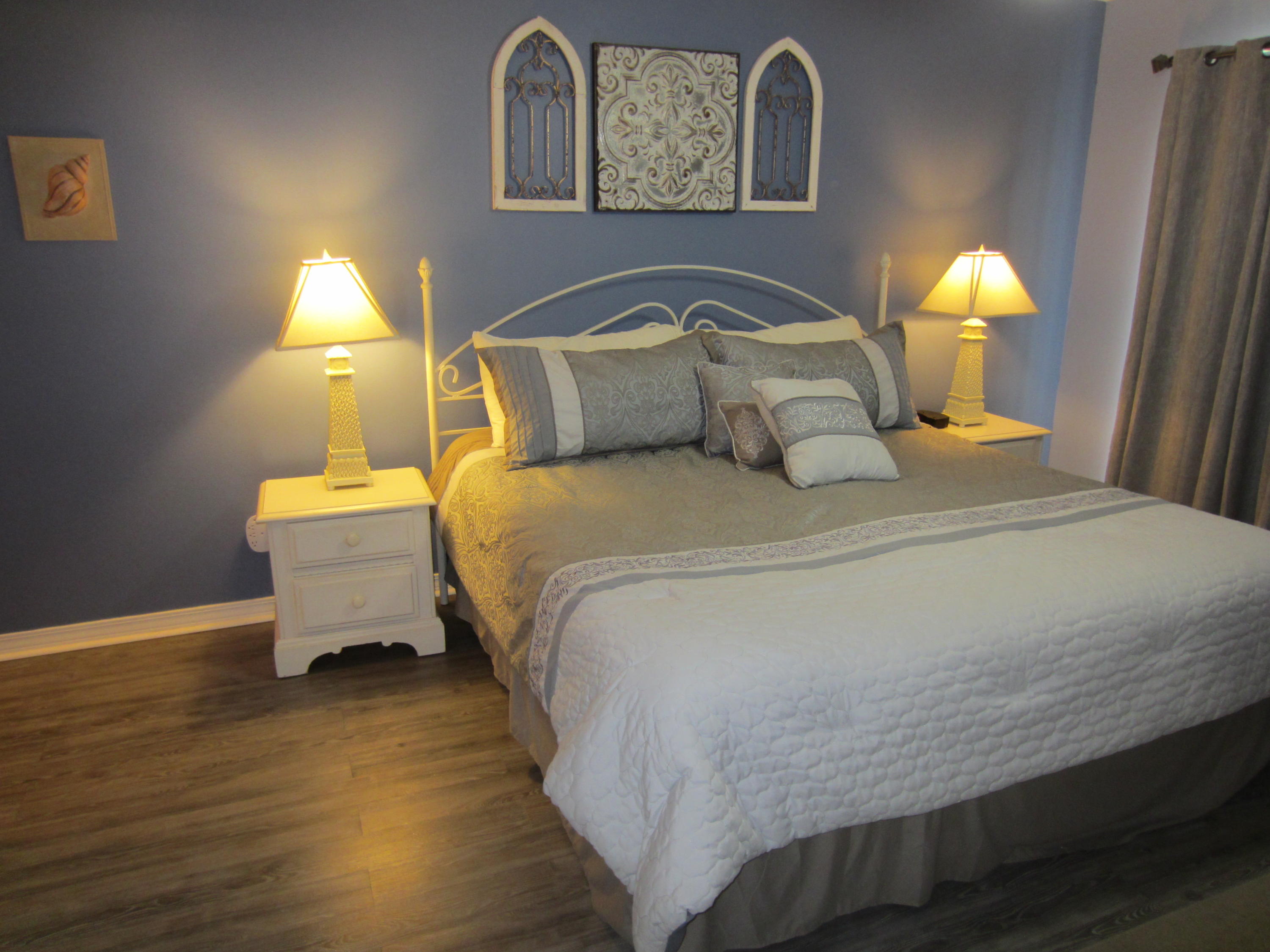 MARAVILLA CONDO 3 - Residential