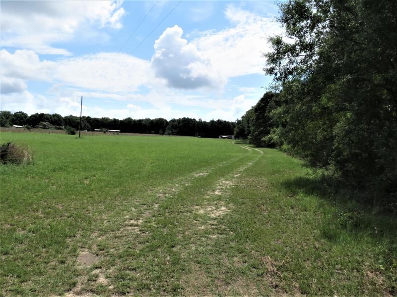 METES & BOUNDS - Land