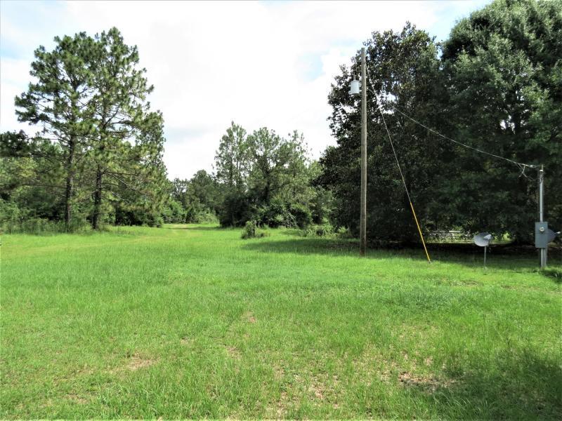 METES & BOUNDS - Land