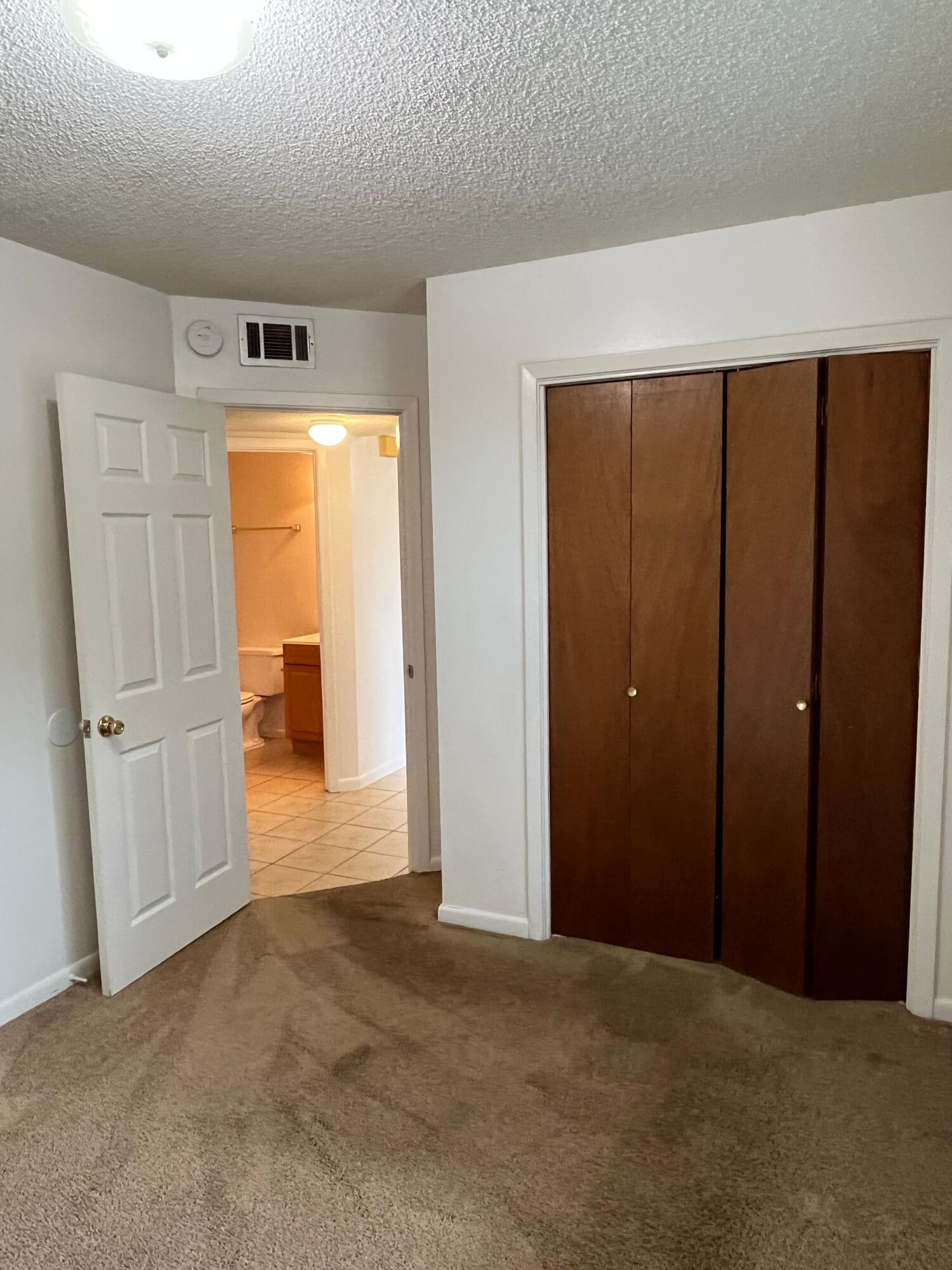 Classic Manor - Residential Lease