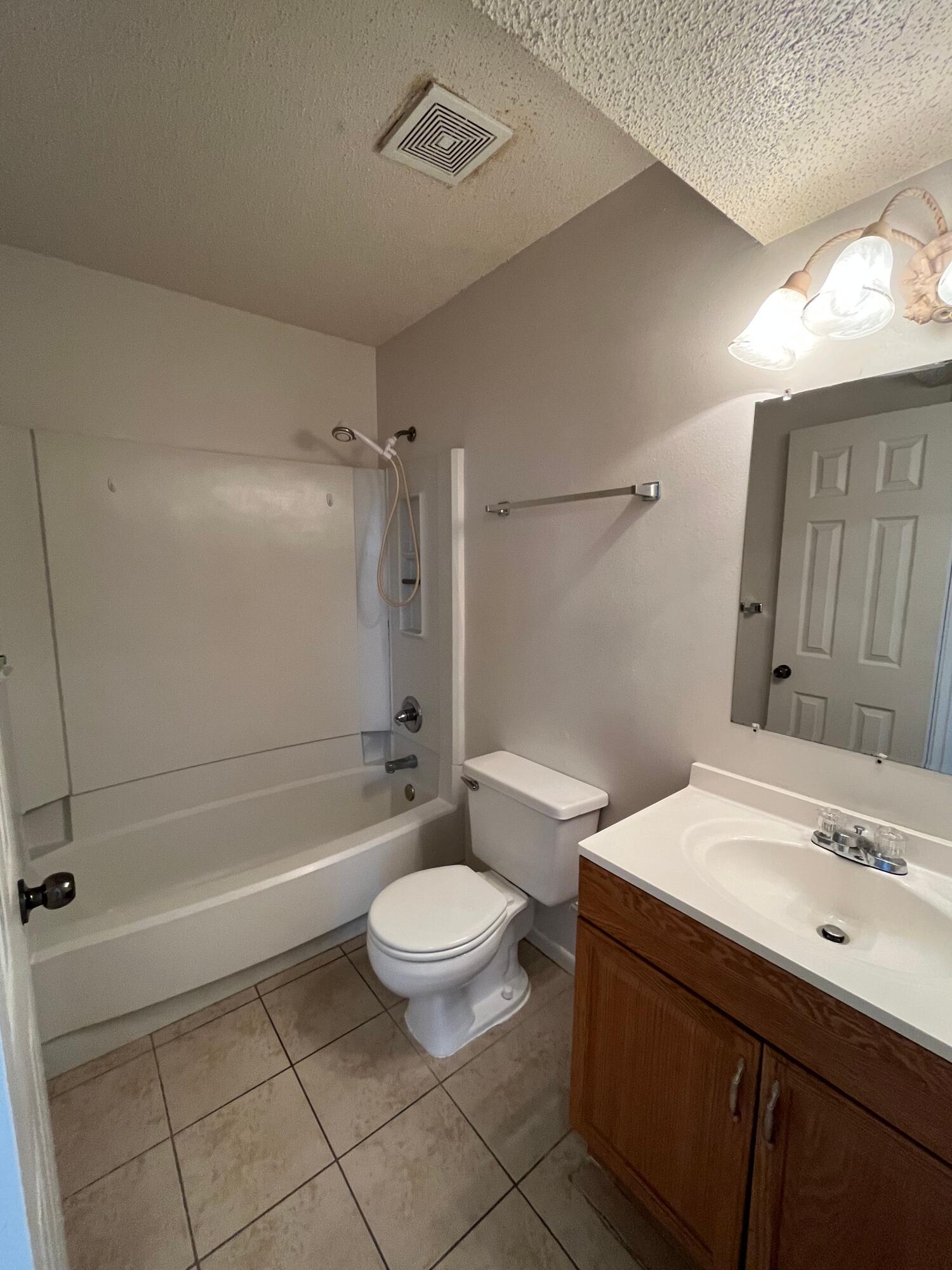 Classic Manor - Residential Lease