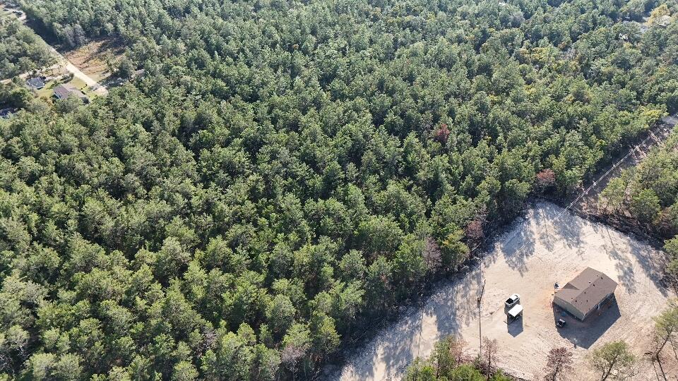 TRIPLE LAKES ESTATES - Land