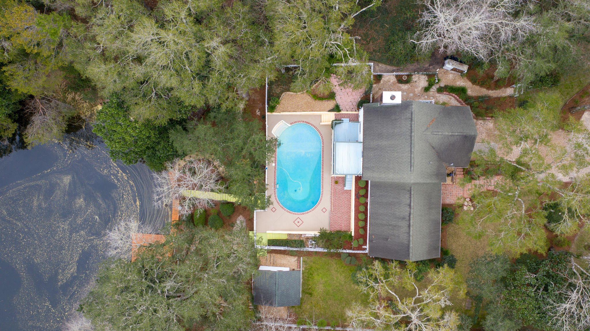 LAKE SHARON ESTATES - Residential