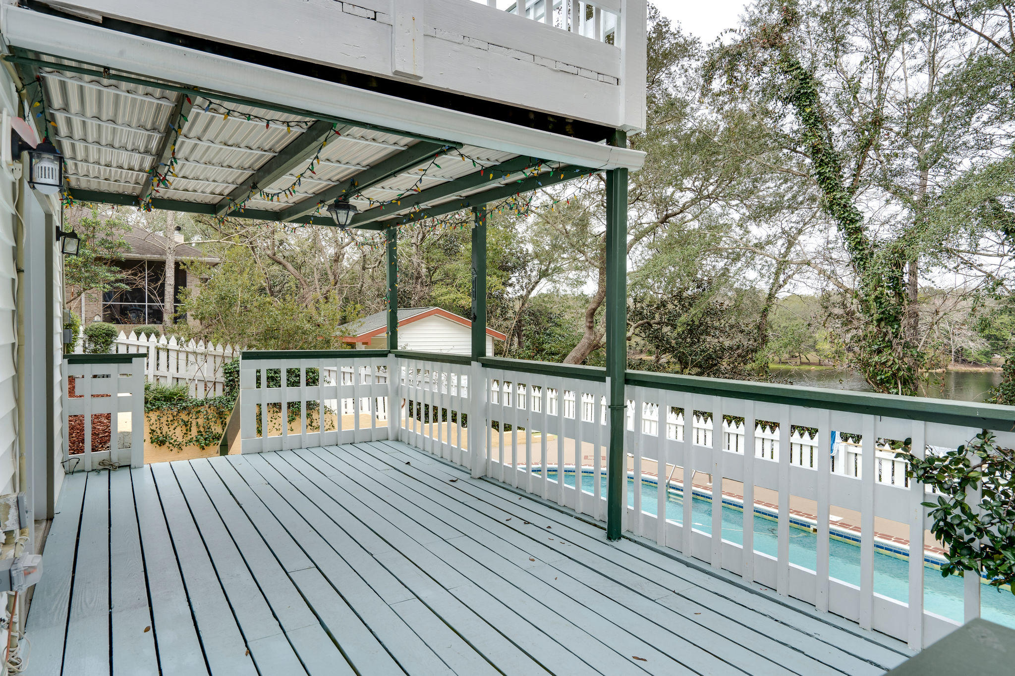 LAKE SHARON ESTATES - Residential