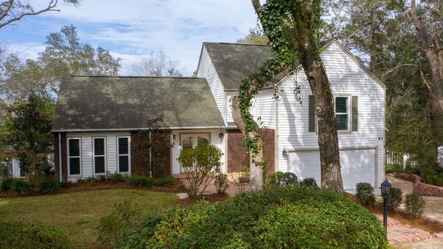 Lake front cottage in the picturesque Lake Sharon Estates. This traditional split-level floor plan features two living areas, a formal dining room, and a crystal blue, 20x40 pool! This home offers over 100' of water frontage on the springwater fed 14 acre Lake Sharon. Recently renovated with fresh paint, luxury vinyl plank flooring, new carpet and a host of other updates and improvements. Over 300 square feet of open deck space is perfectly inviting for your next spring soiree or relaxing evening with choice of delightful beverage. Not included in the square footage is the 400 square foot garage that does have a separate split heating and cooling system. Just minutes from Bluewater Bay and the Mid-Bay Bridge. Come view this lakeside retreat today.